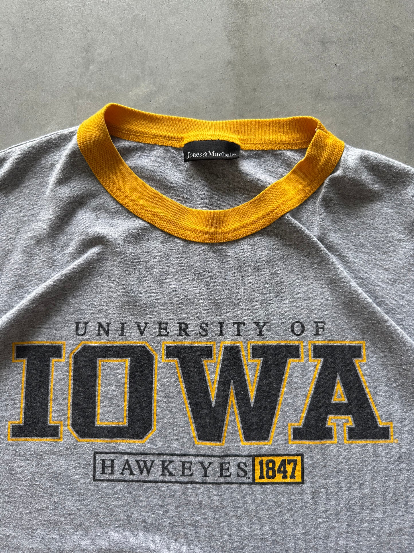 Vintage Iowa Hawkeyes Tee - XXL