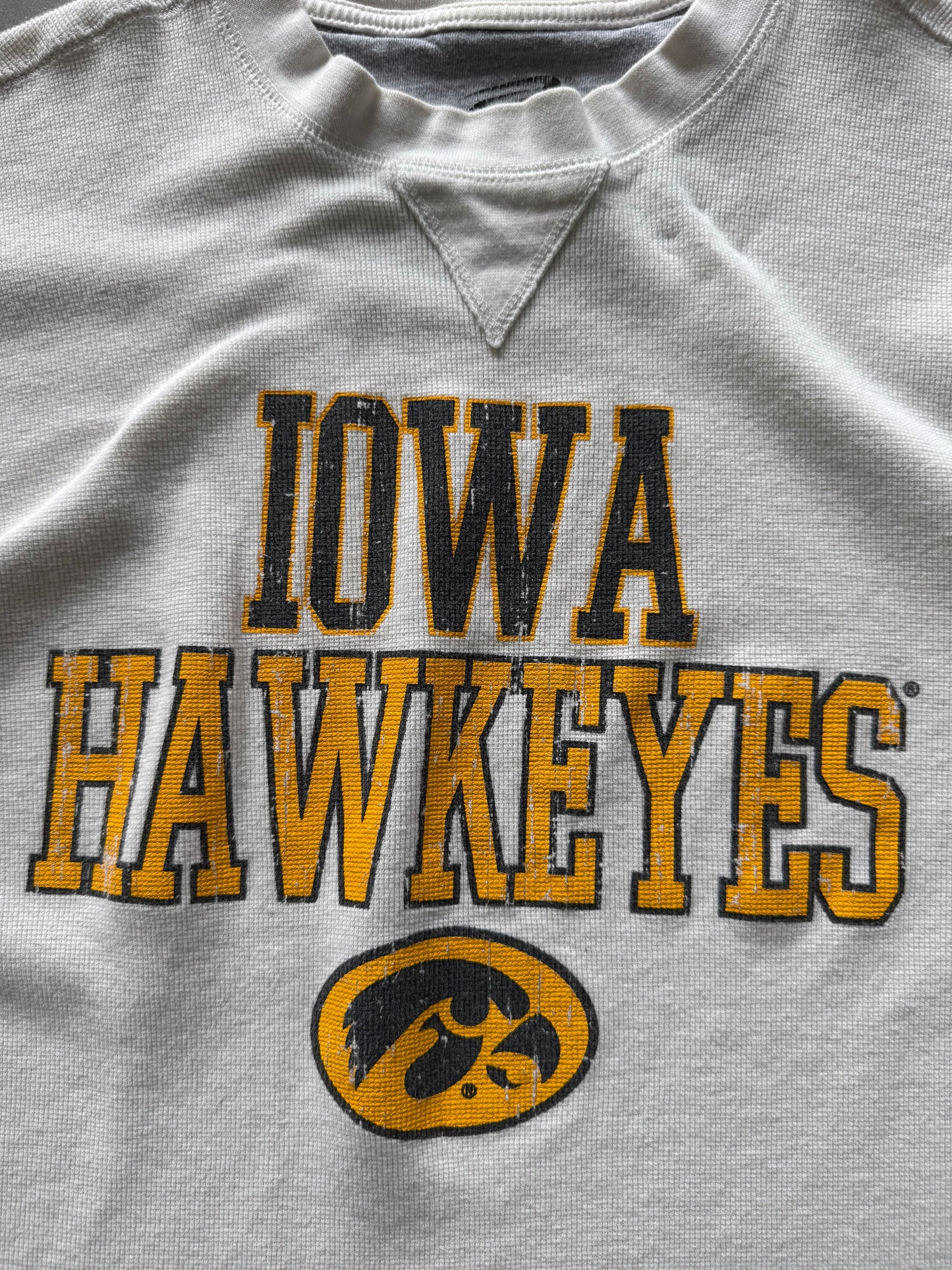 Vintage Iowa Hawkeyes Waffle Knit Longsleeve - M