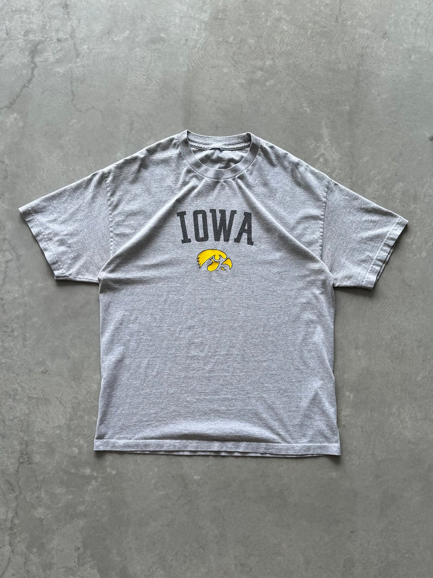 Vintage Iowa Hawkeyes Tee - XL