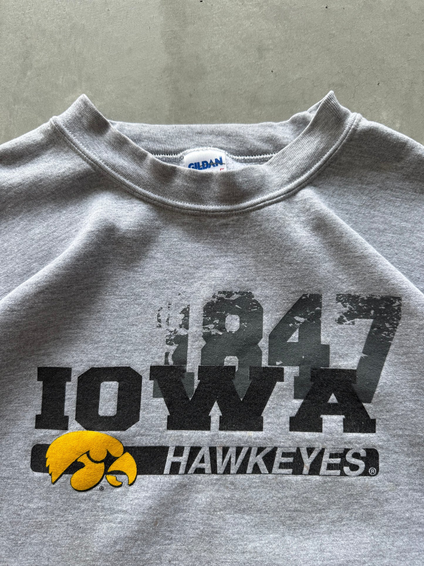 Iowa Hawkeyes Sweatshirt - XXL