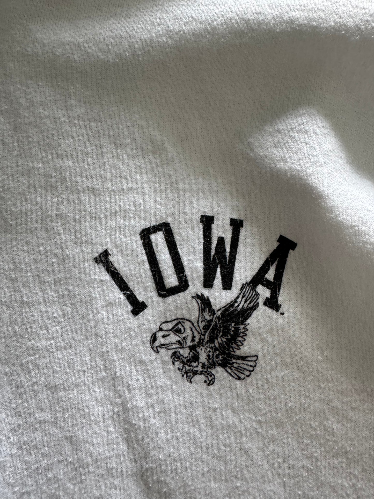 Vintage Iowa Hawkeyes Women’s Zip Up Hoodie - XL