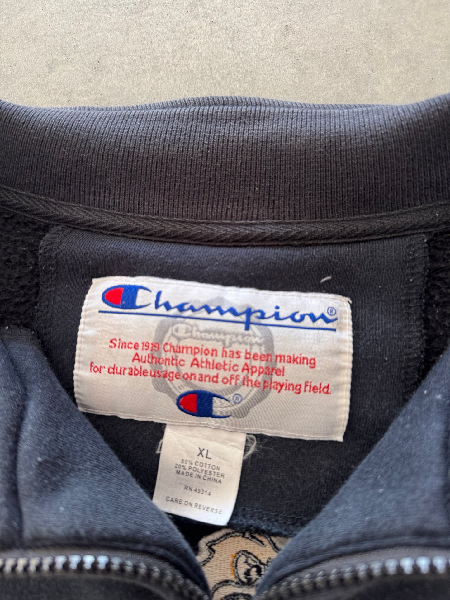 Vintage Iowa Hawkeyes Champion Zip Up - XL