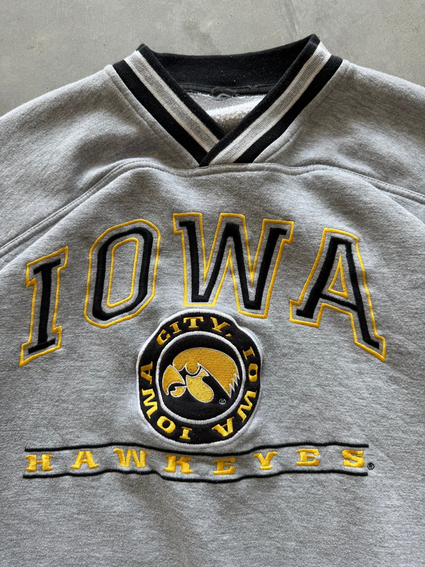 Vintage 90s Iowa Hawkeyes Lee Sweatshirt - XL