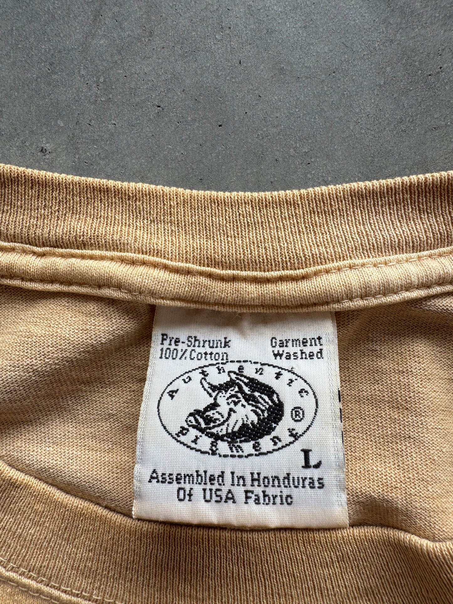 Vintage Iowa Hawkeyes Tee - L