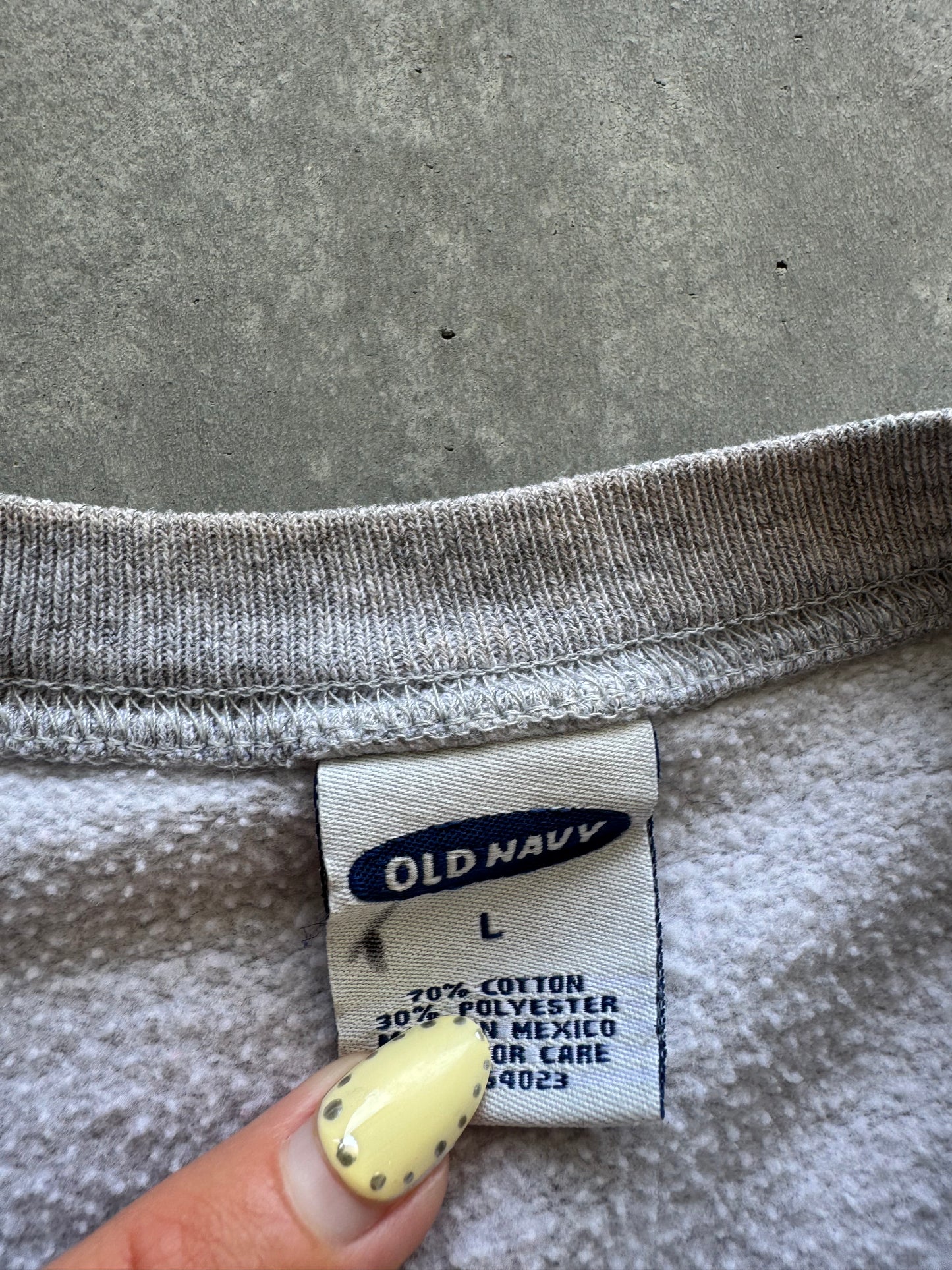 Vintage Old Navy Sweatshirt - L