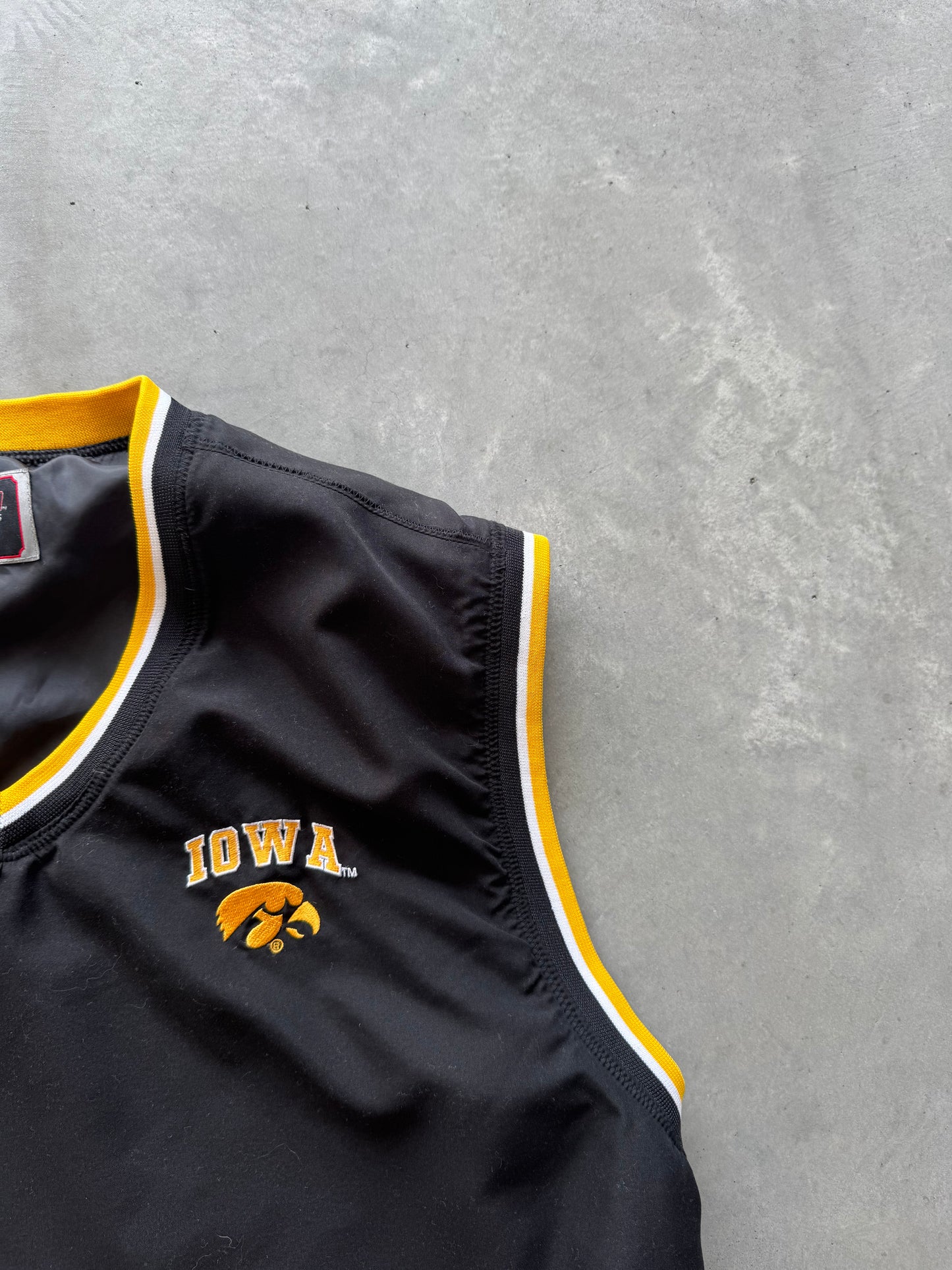 Vintage Iowa Hawkeyes Vest - XL