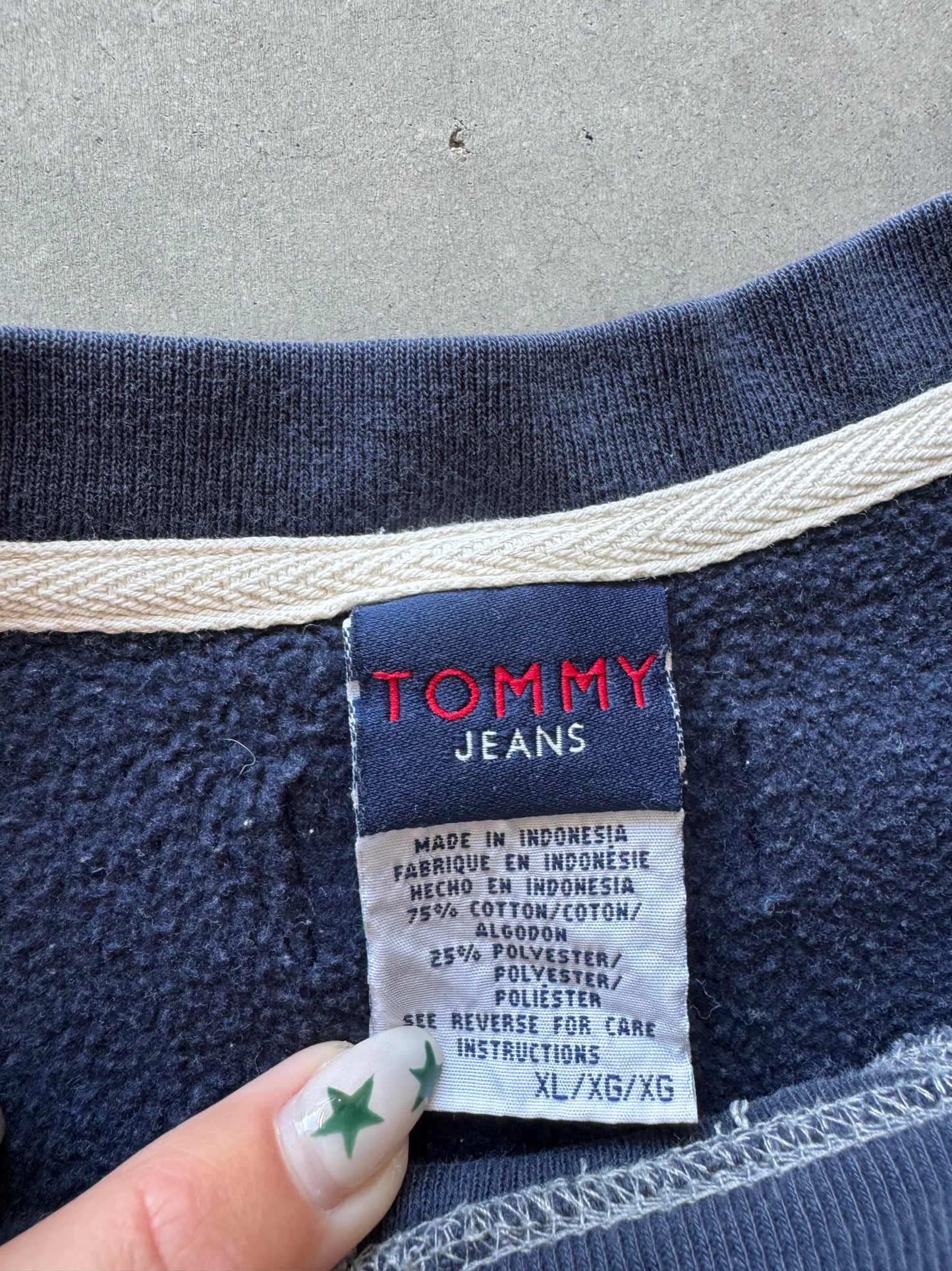 Vintage Tommy Hilfiger Sweatshirt - XL