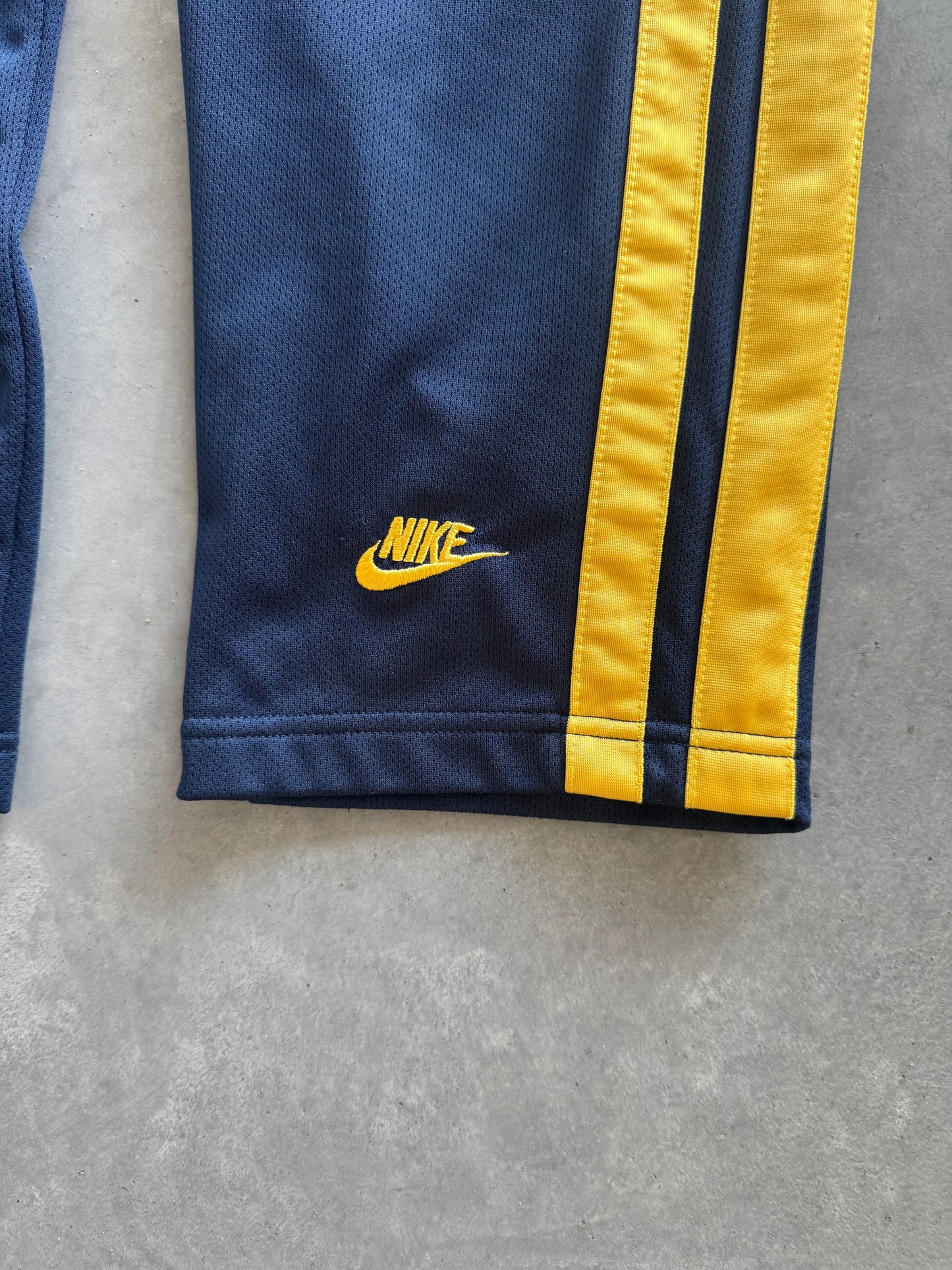 Vintage 00s Nike Track Pants - S