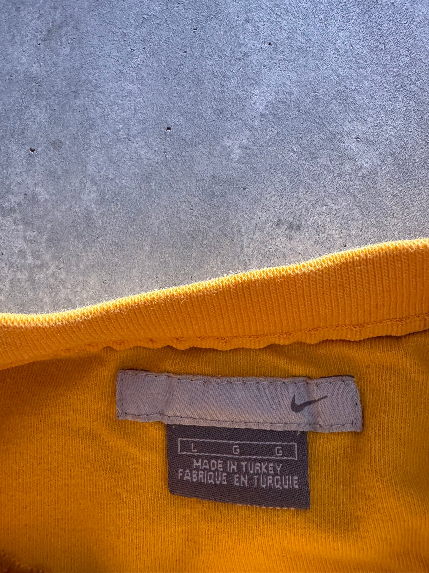 Vintage 00s Nike Sweatshirt - L