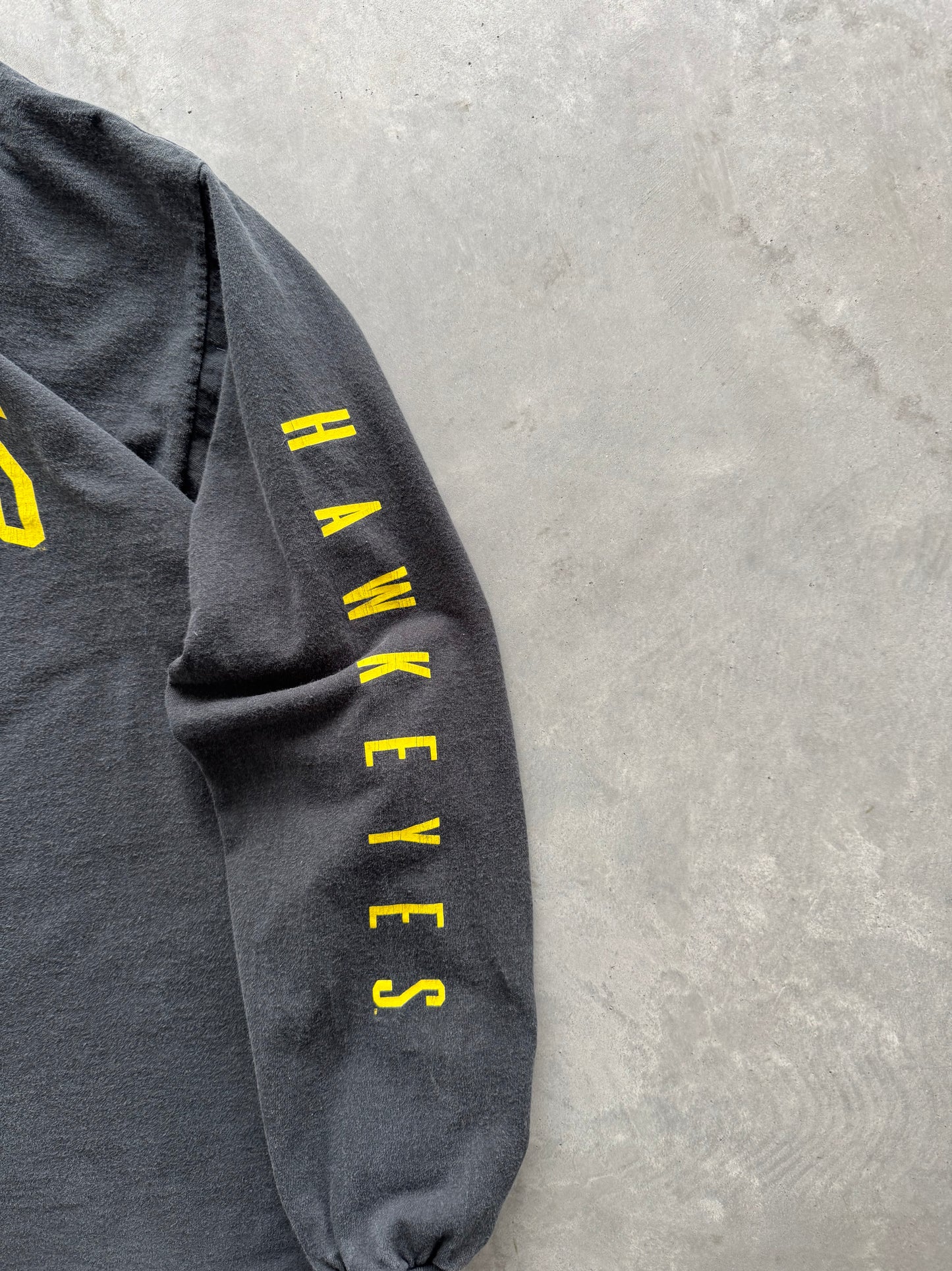 Vintage Iowa Hawkeyes Longsleeve - XXL