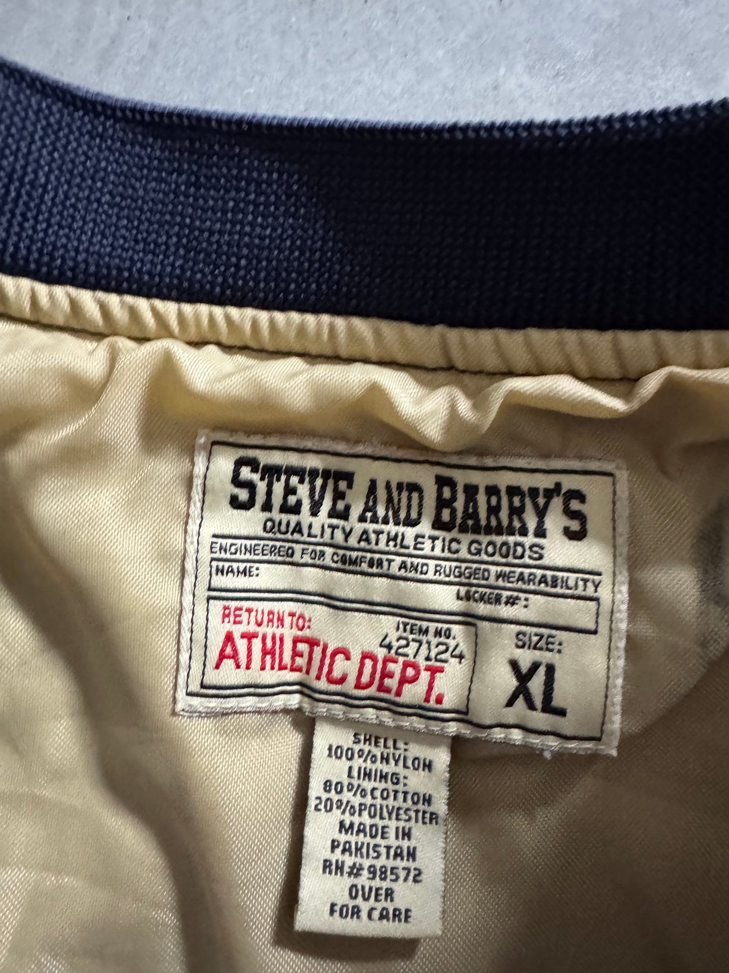 Vintage 90s Notre Dame Windbreaker - XL