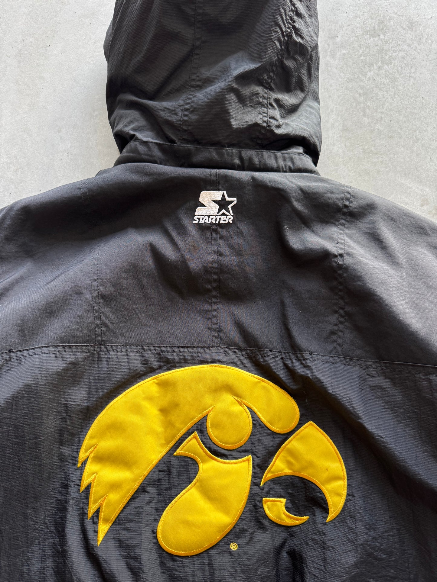 Vintage 90s Starter Iowa Hawkeyes Coat - XXL