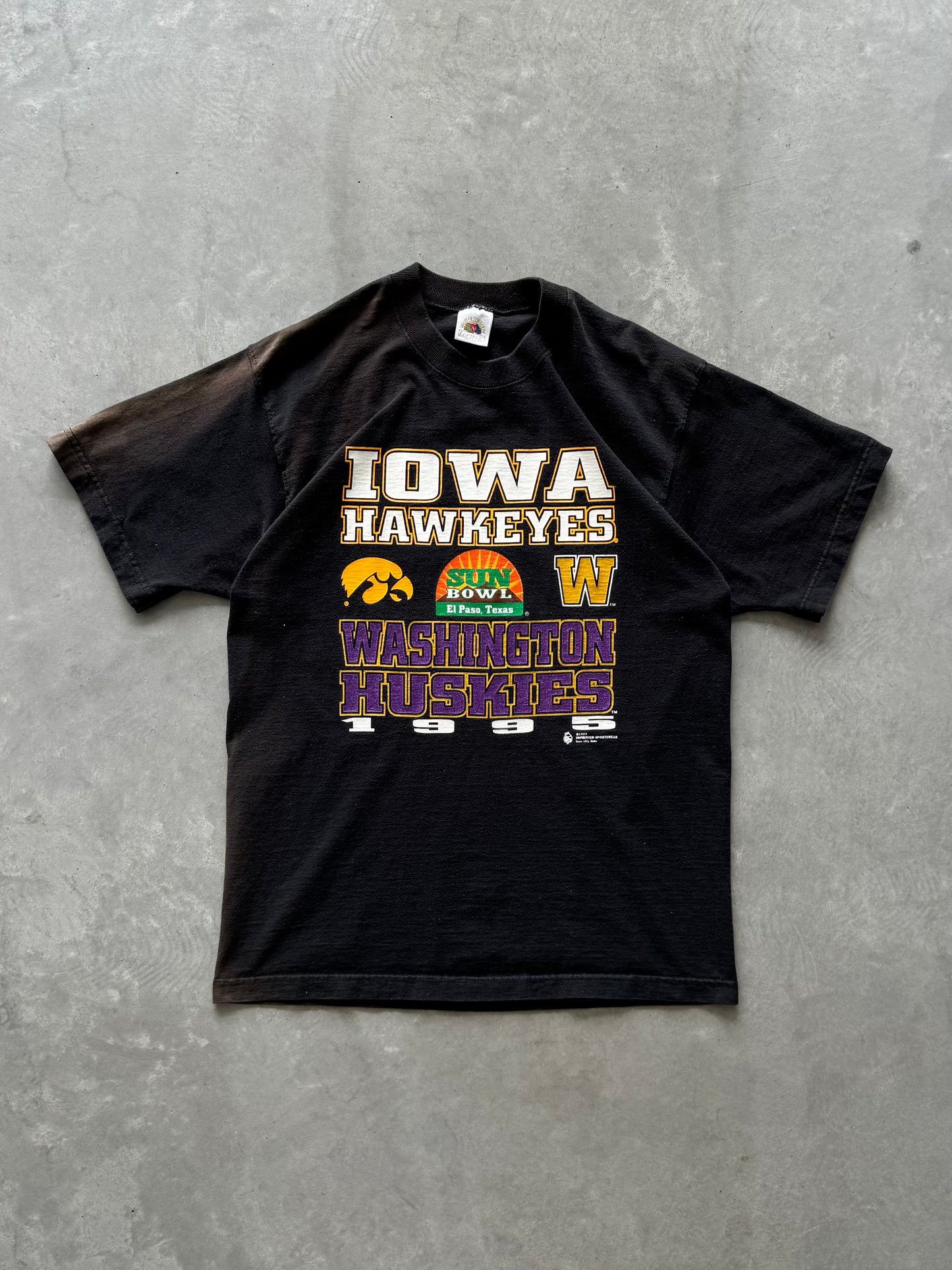 Vintage 90s Iowa Hawkeyes Tee - L