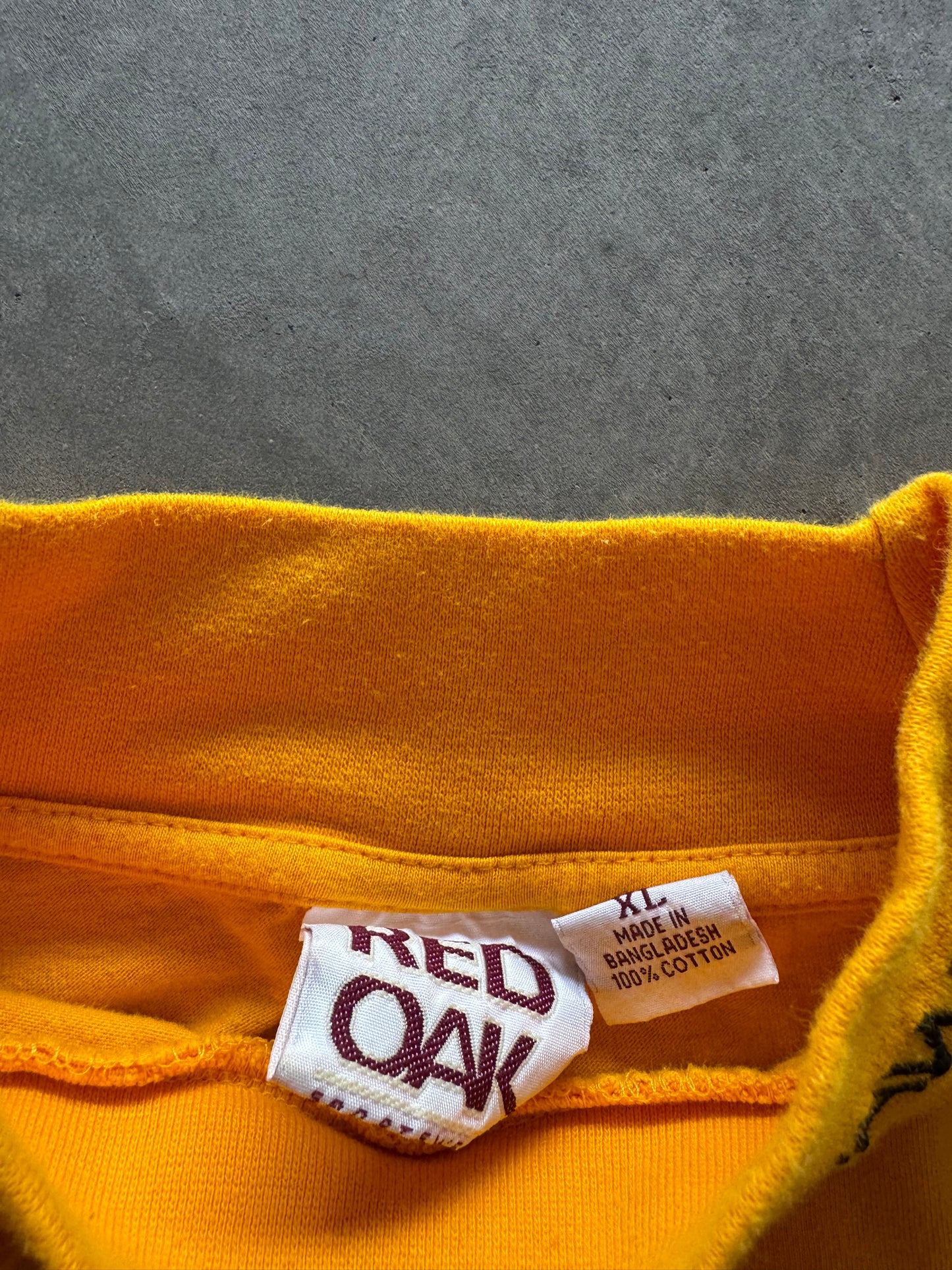 Vintage 90s Iowa Hawkeyes Mock Neck Long Sleeve - XL