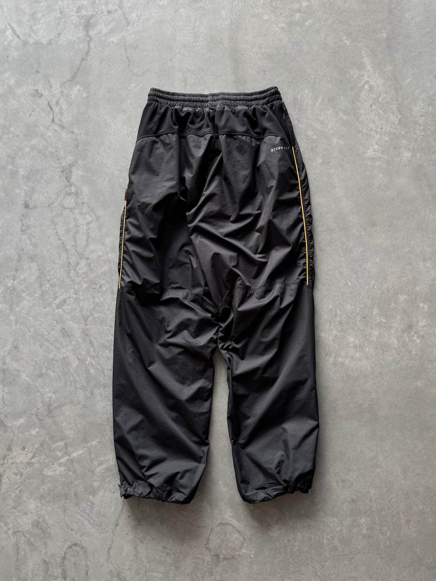 Iowa Hawkeyes Nike Track Pants - M