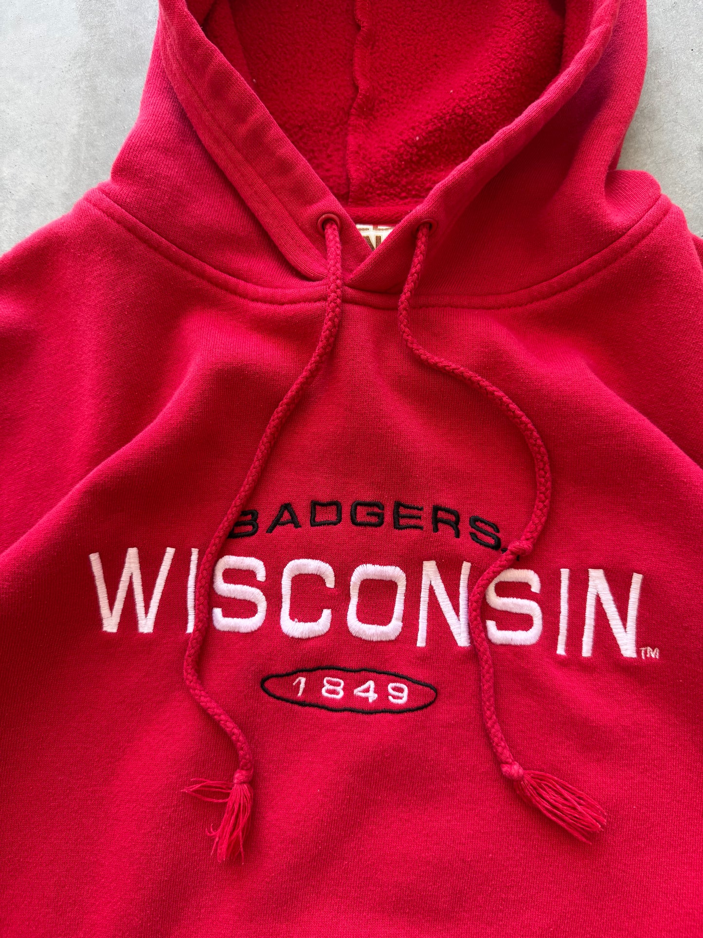 Vintage Wisconsin Badgers Hoodie - L