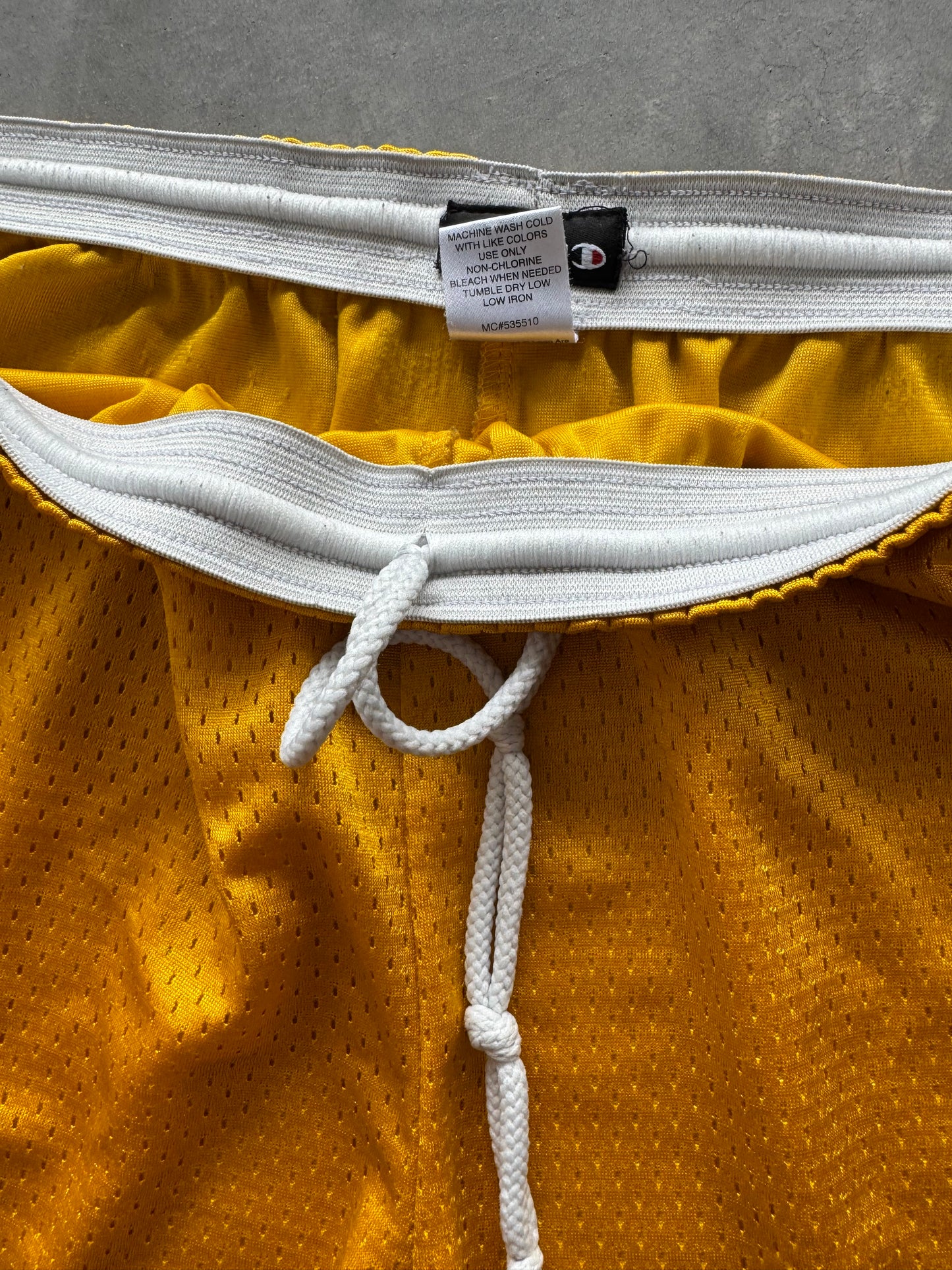 Iowa Hawkeyes Champion Shorts - XL