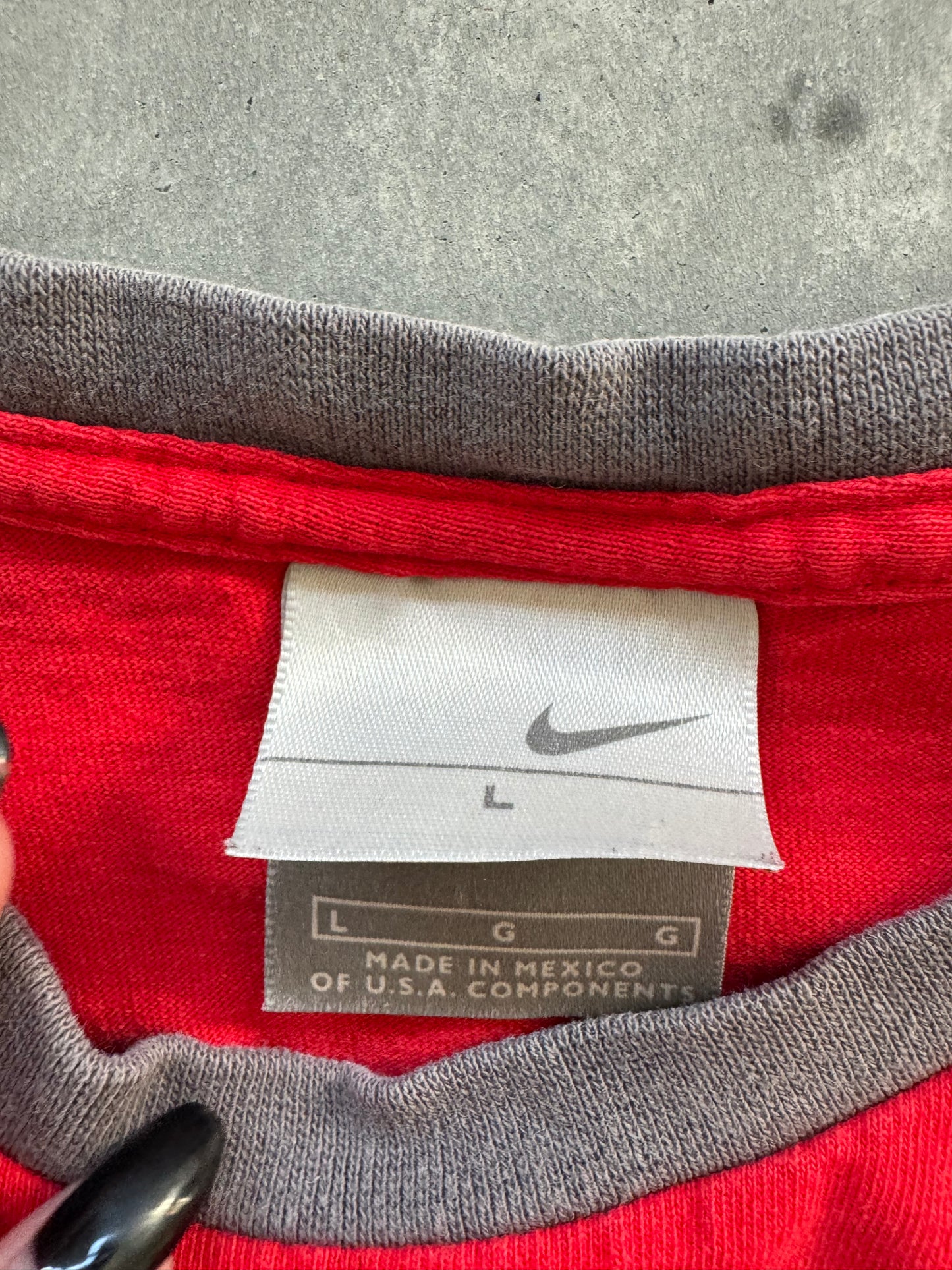 Vintage 00s Nike Tee - L