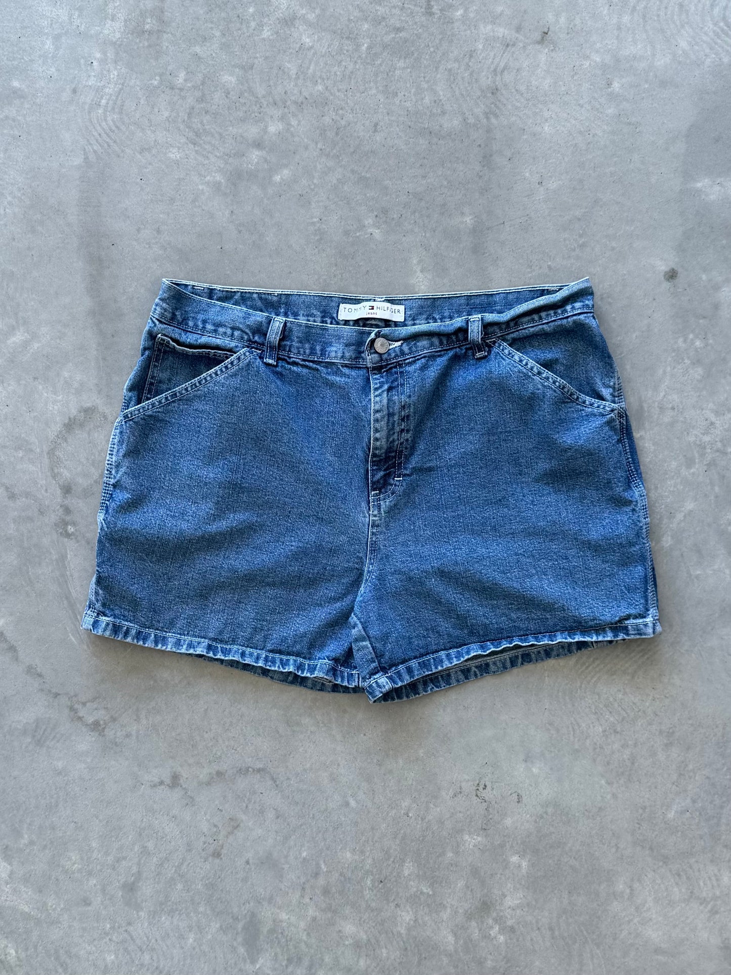 Vintage Tommy Hilfiger Denim Shorts - 36x4