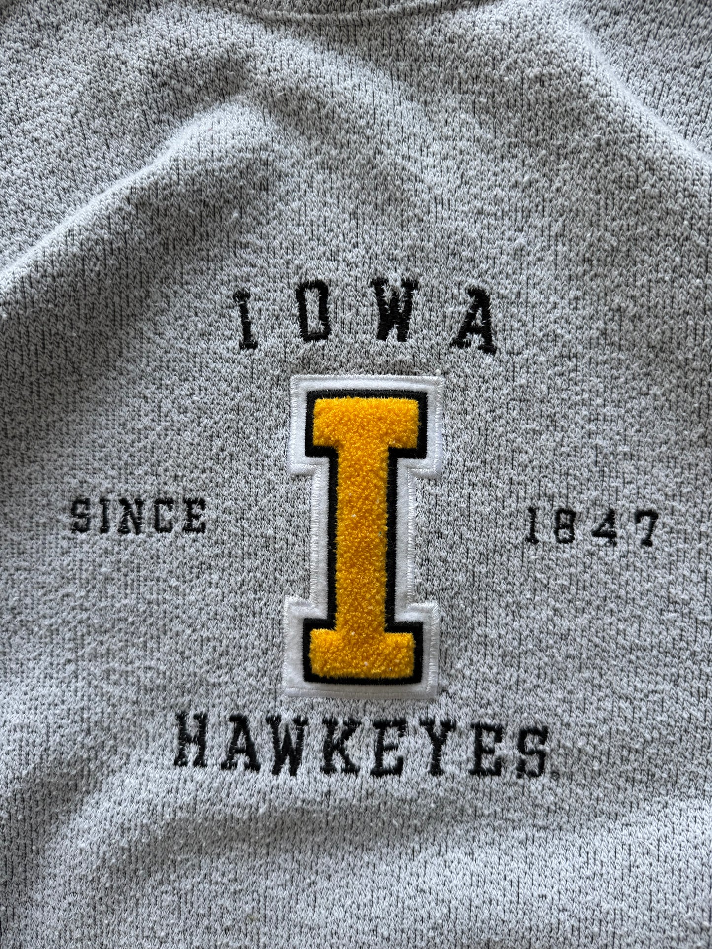 Vintage Iowa Hawkeyes Sweatshirt - M