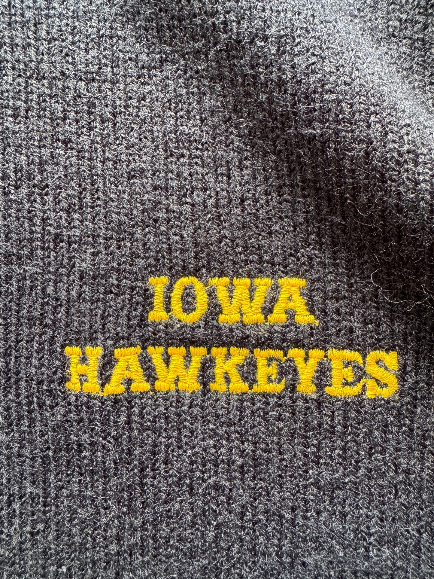 Vintage Iowa Hawkeyes Sweater - L