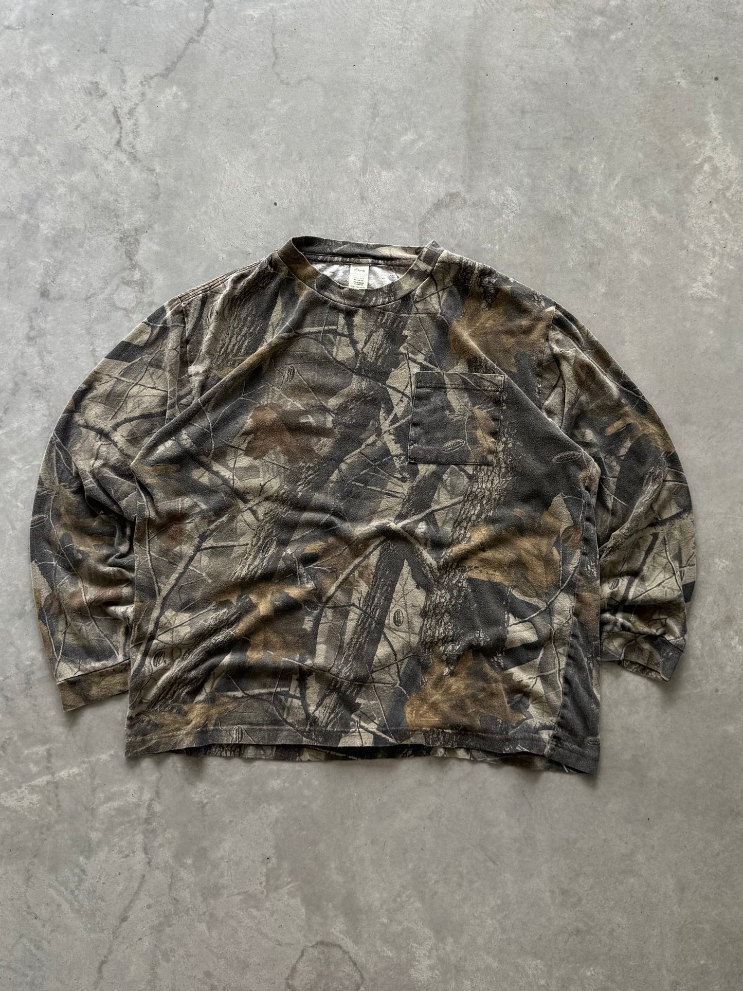 Vintage Camo Longsleeve - XL
