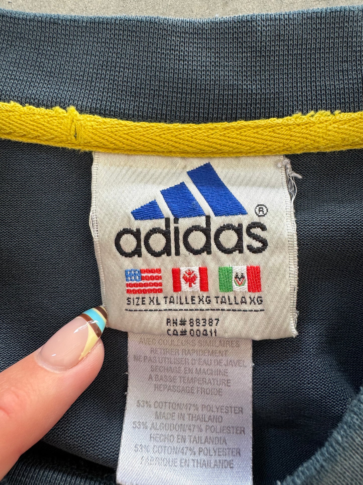 Vintage 90s Adidas Tee - XL