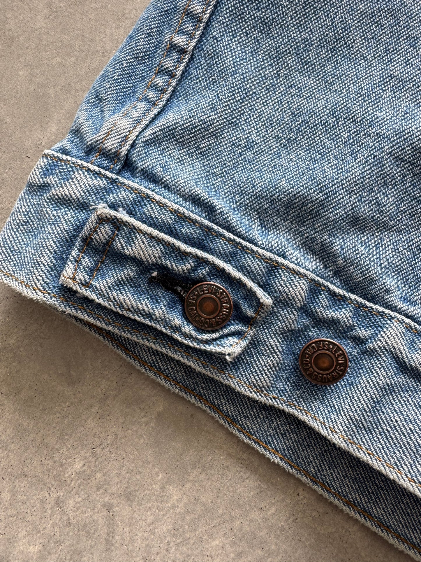 Vintage 80s Levi’s Denim Jacket - M