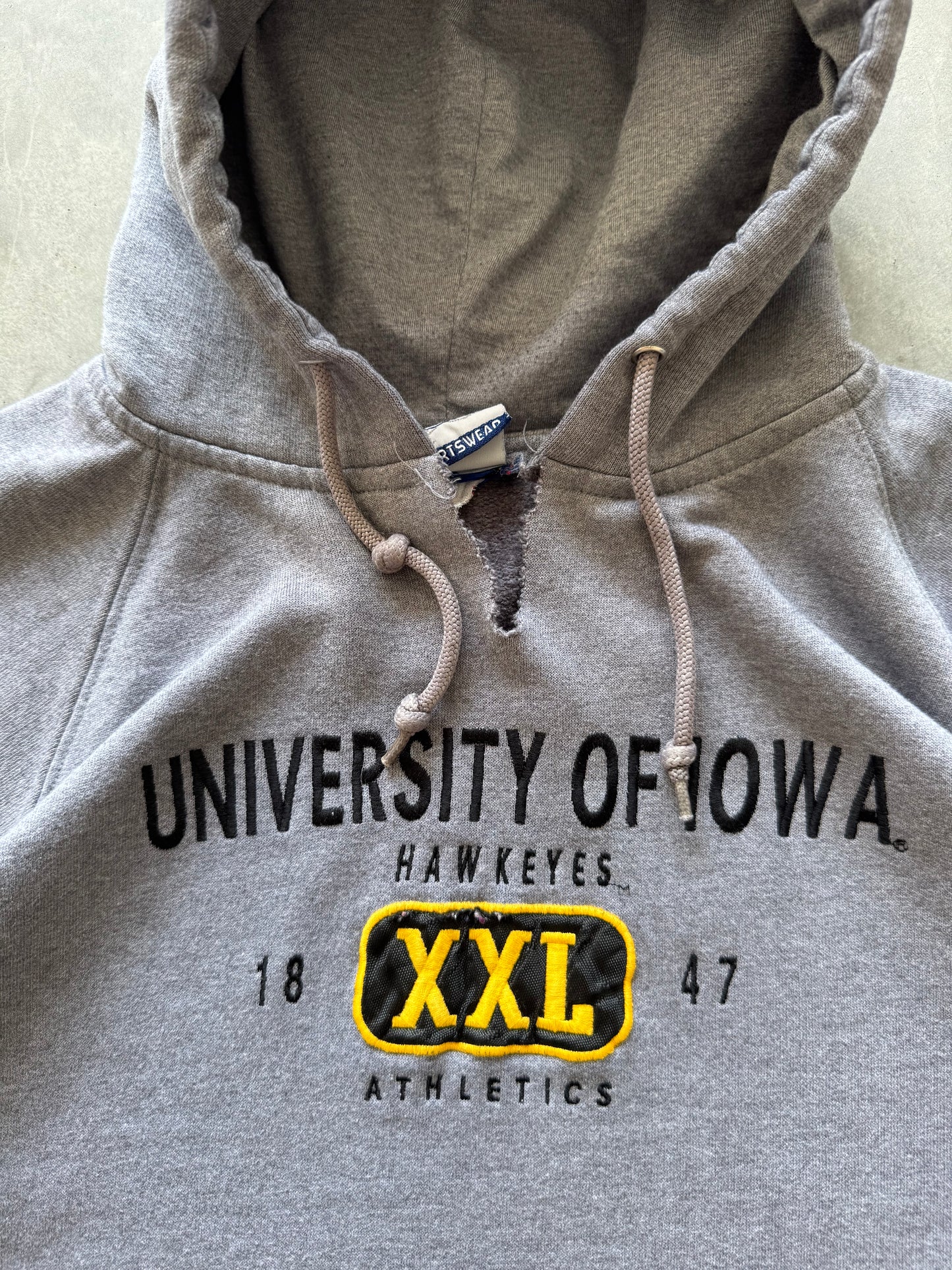 Vintage Iowa Hawkeyes Hoodie - XL