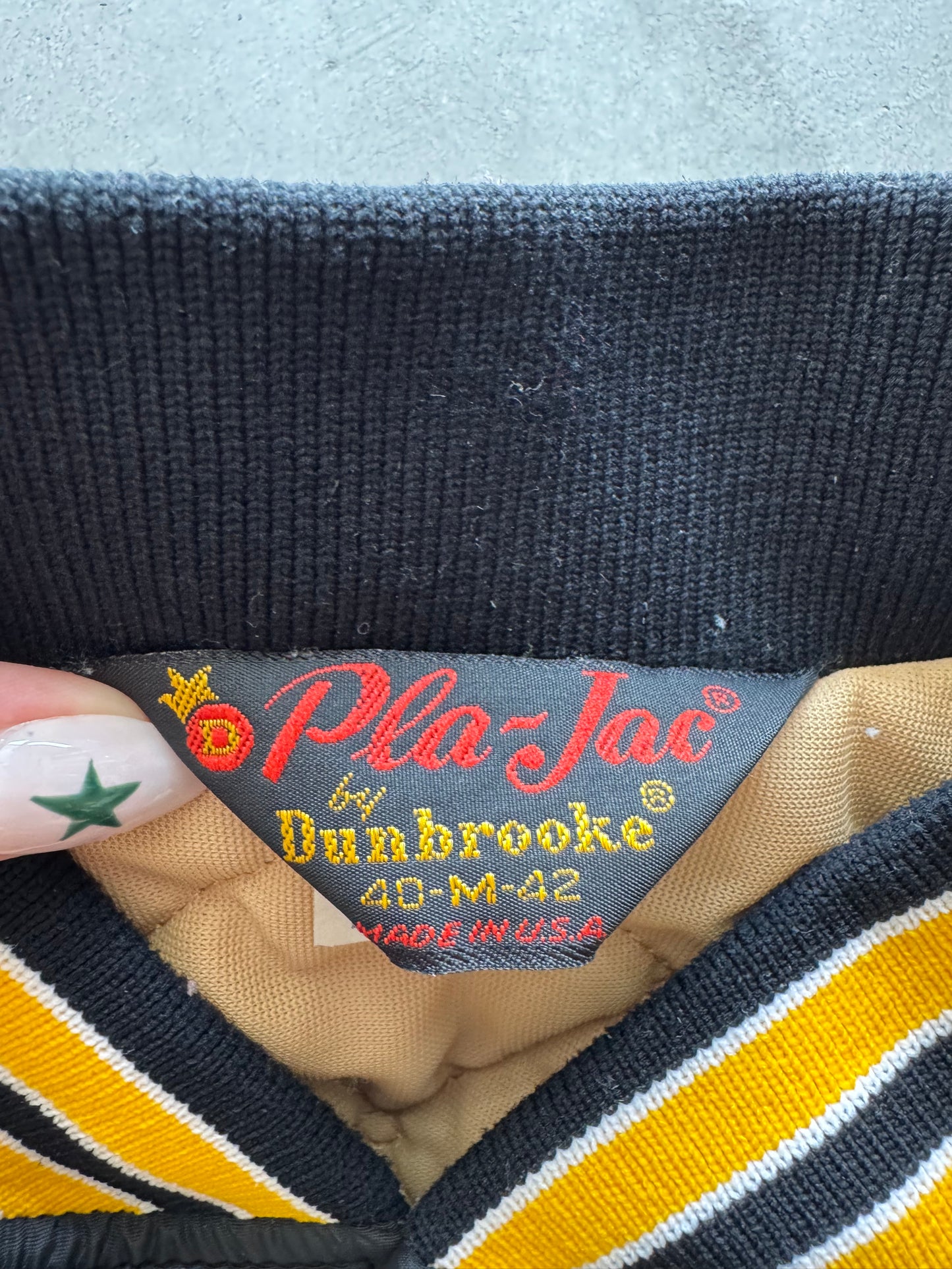 Vintage 70s/80s Iowa Hawkeyes Bomber Jacket - M