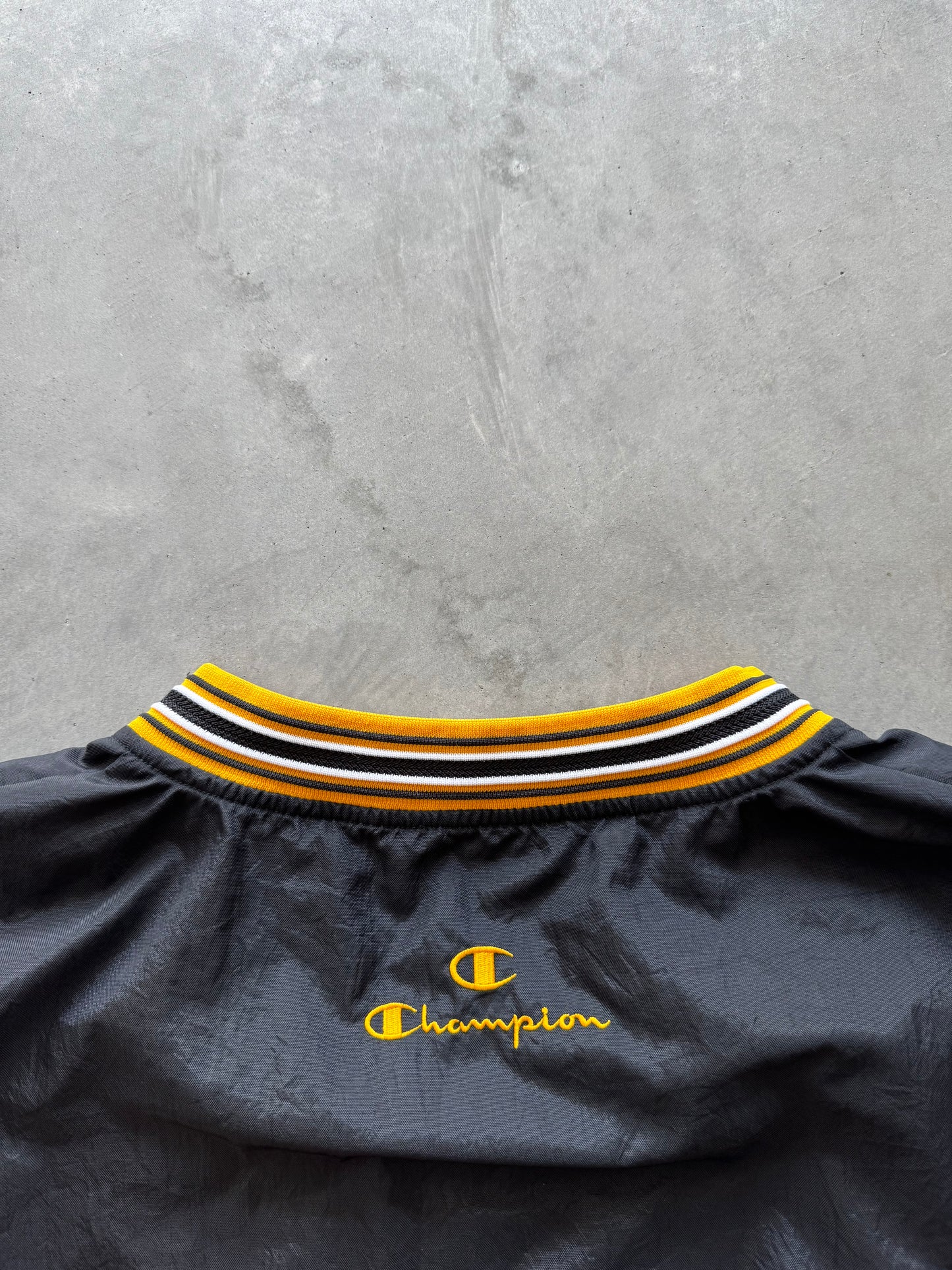 Vintage Iowa Hawkeyes Champion Windbreaker - XL