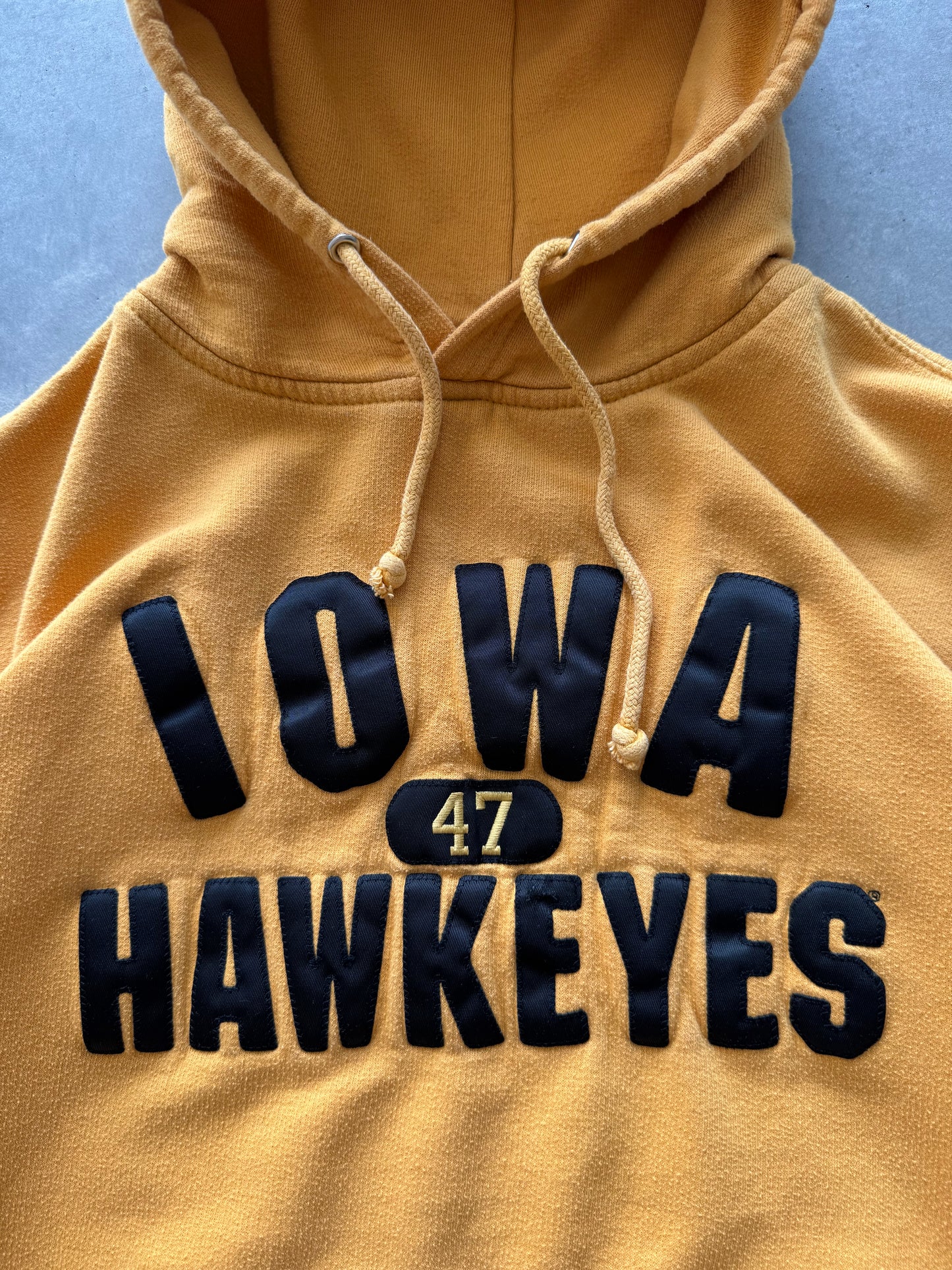 Vintage Iowa Hawkeyes Hoodie - S