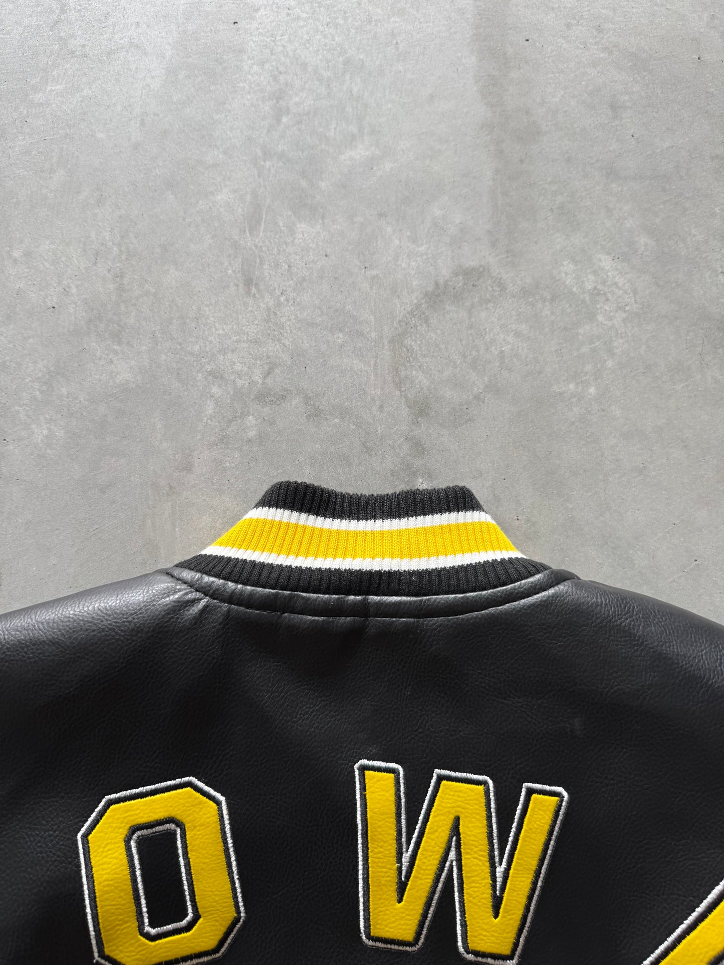 Vintage Iowa Hawkeyes Leather Jacket - L
