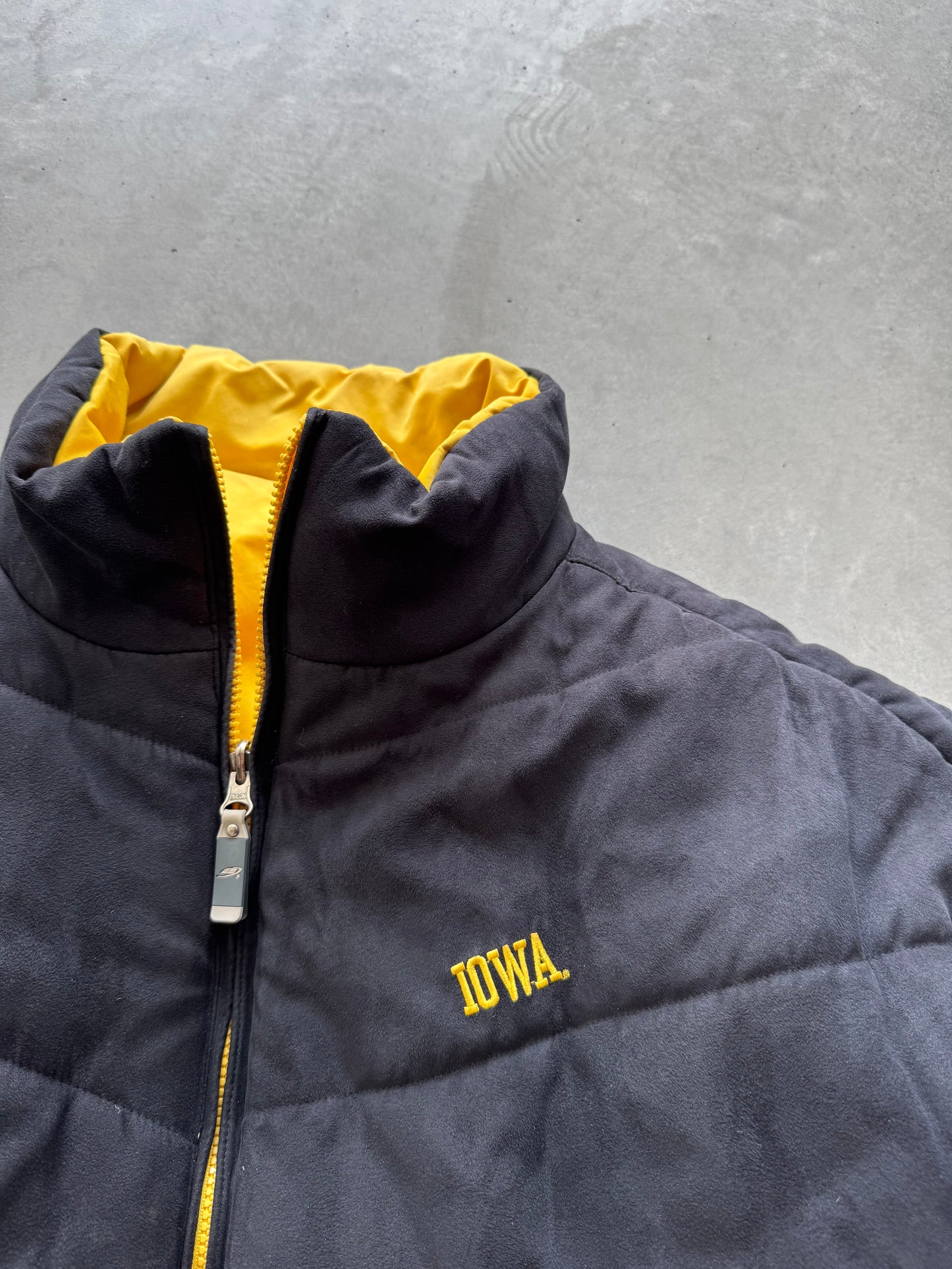 Vintage Iowa Hawkeyes Reversible Coat - XXL