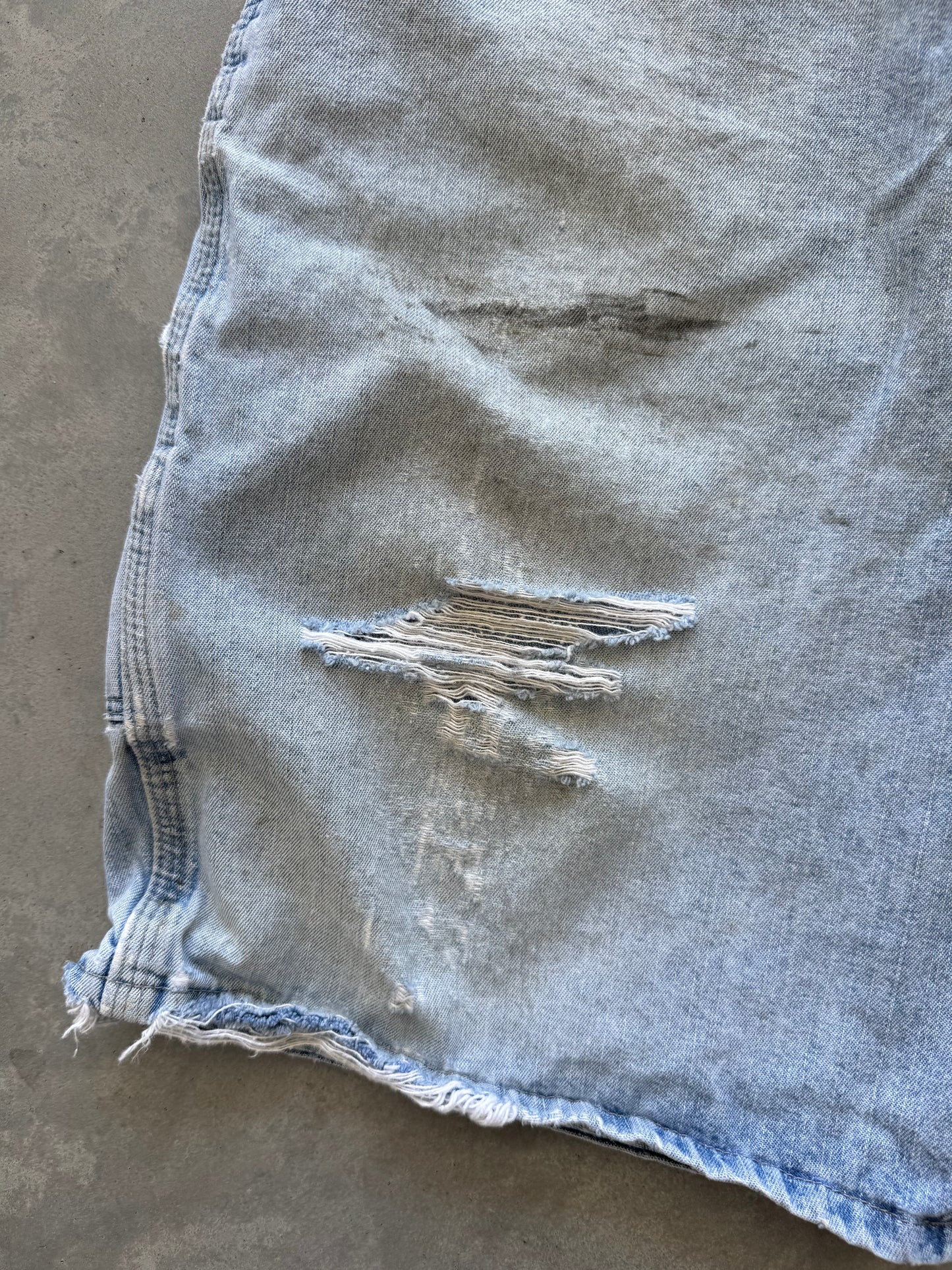 Vintage Wrangler Distressed Jorts - 38x10