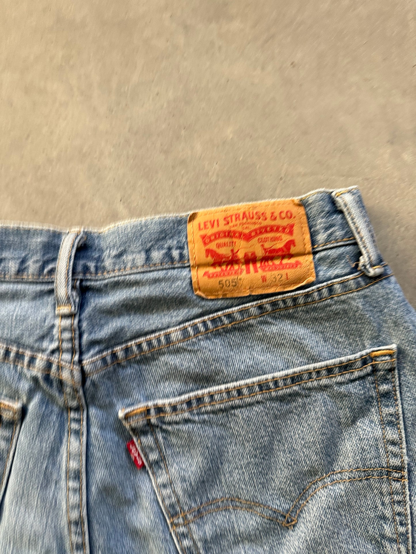 Vintage Levi Jorts - 32x9