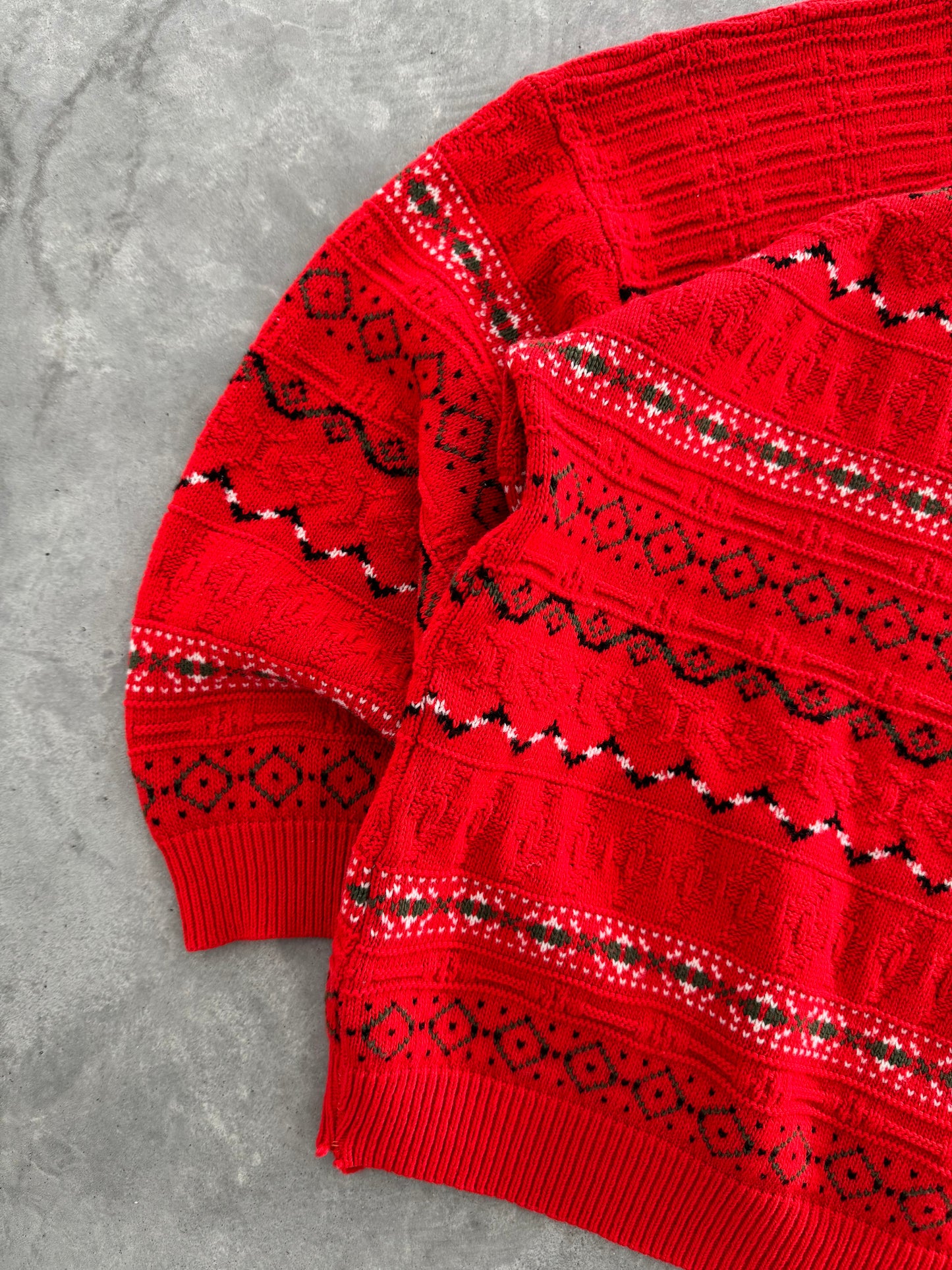 Vintage Sweater - L