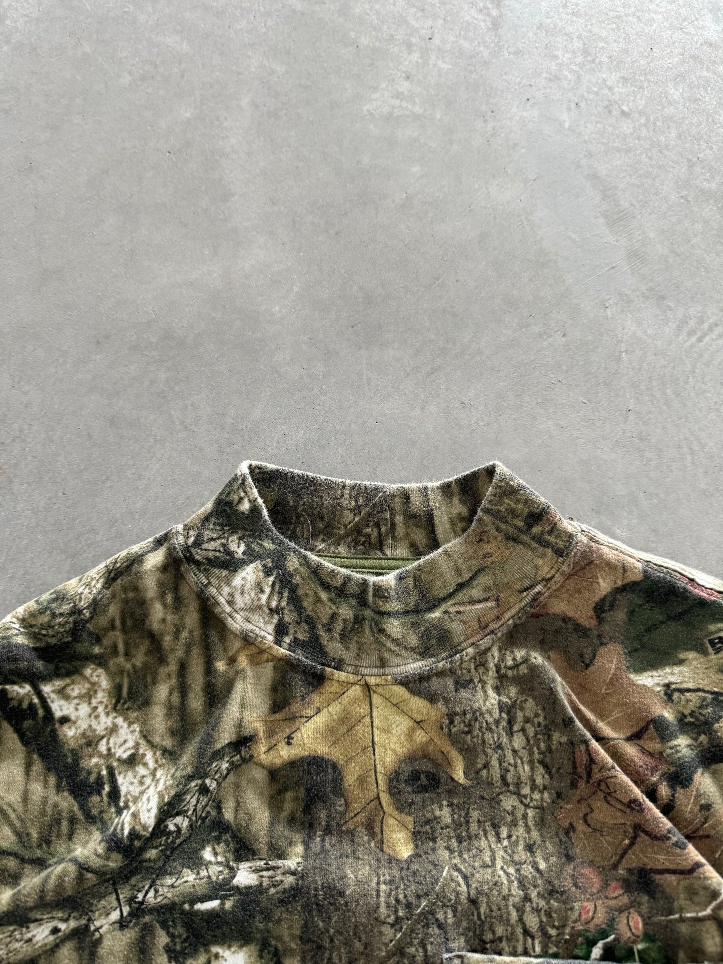 Camo Mockneck Longsleeve Tee - M