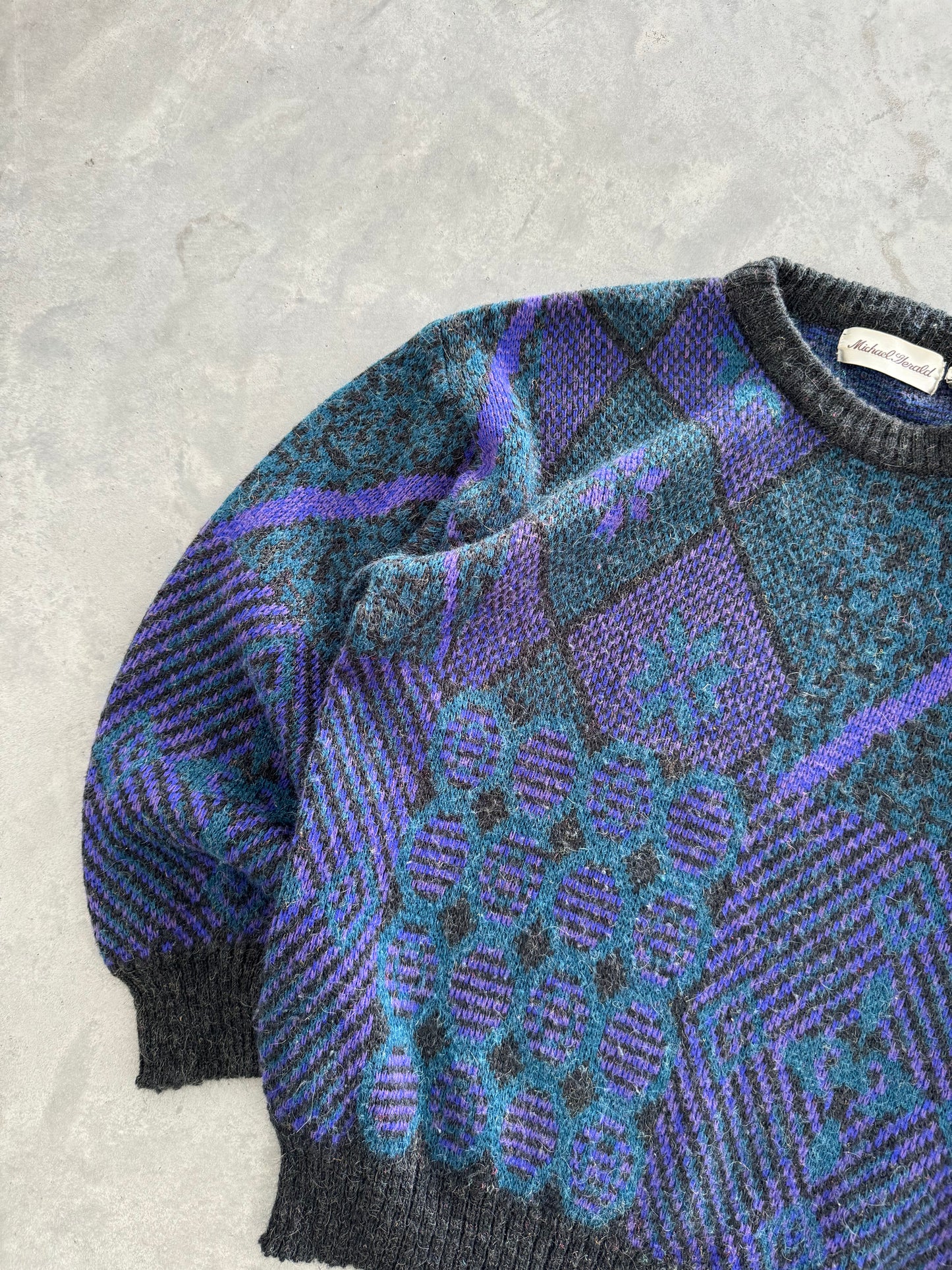 Vintage Sweater - M