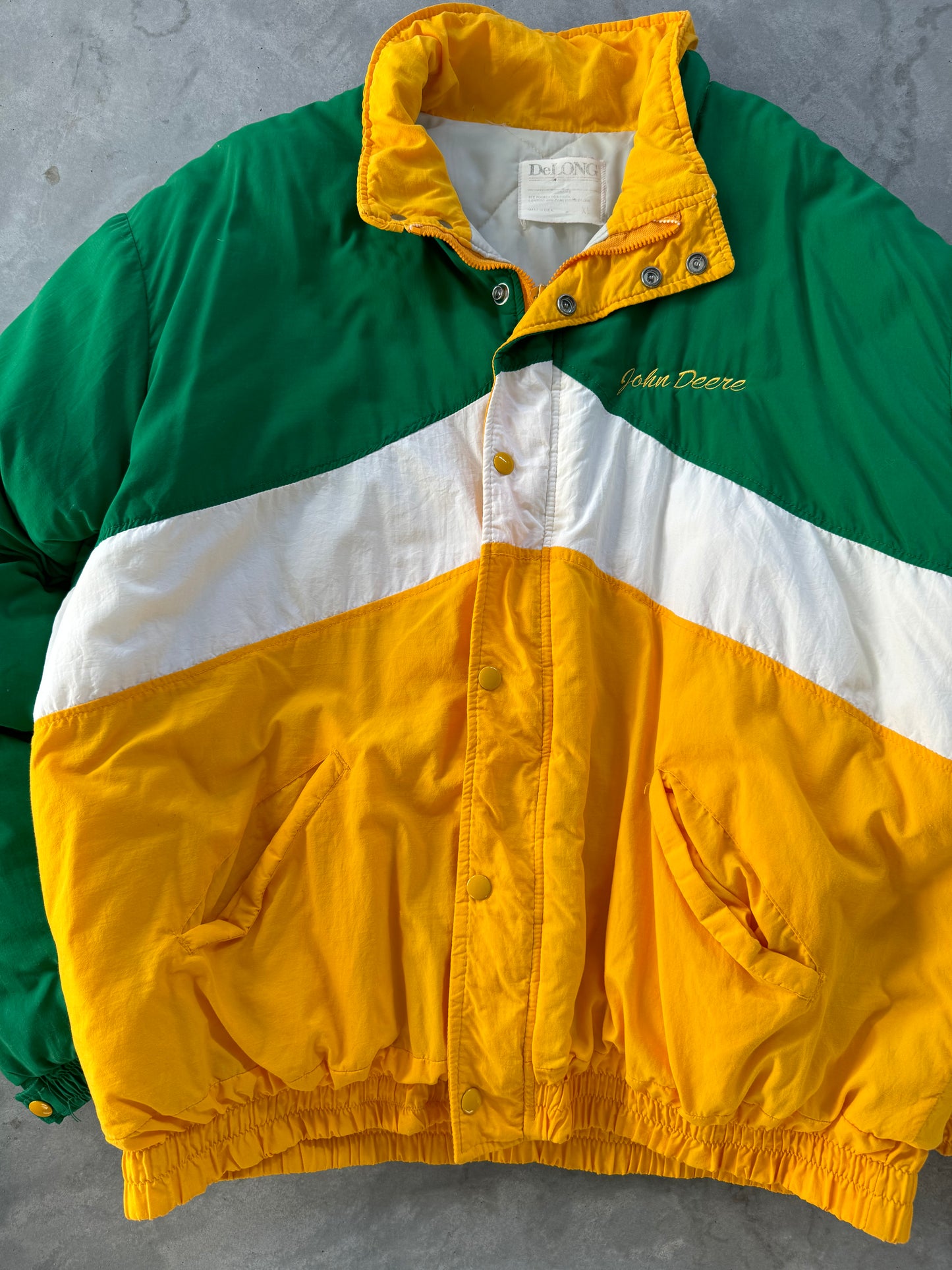 Vintage John Deere Puffer Coat - XL