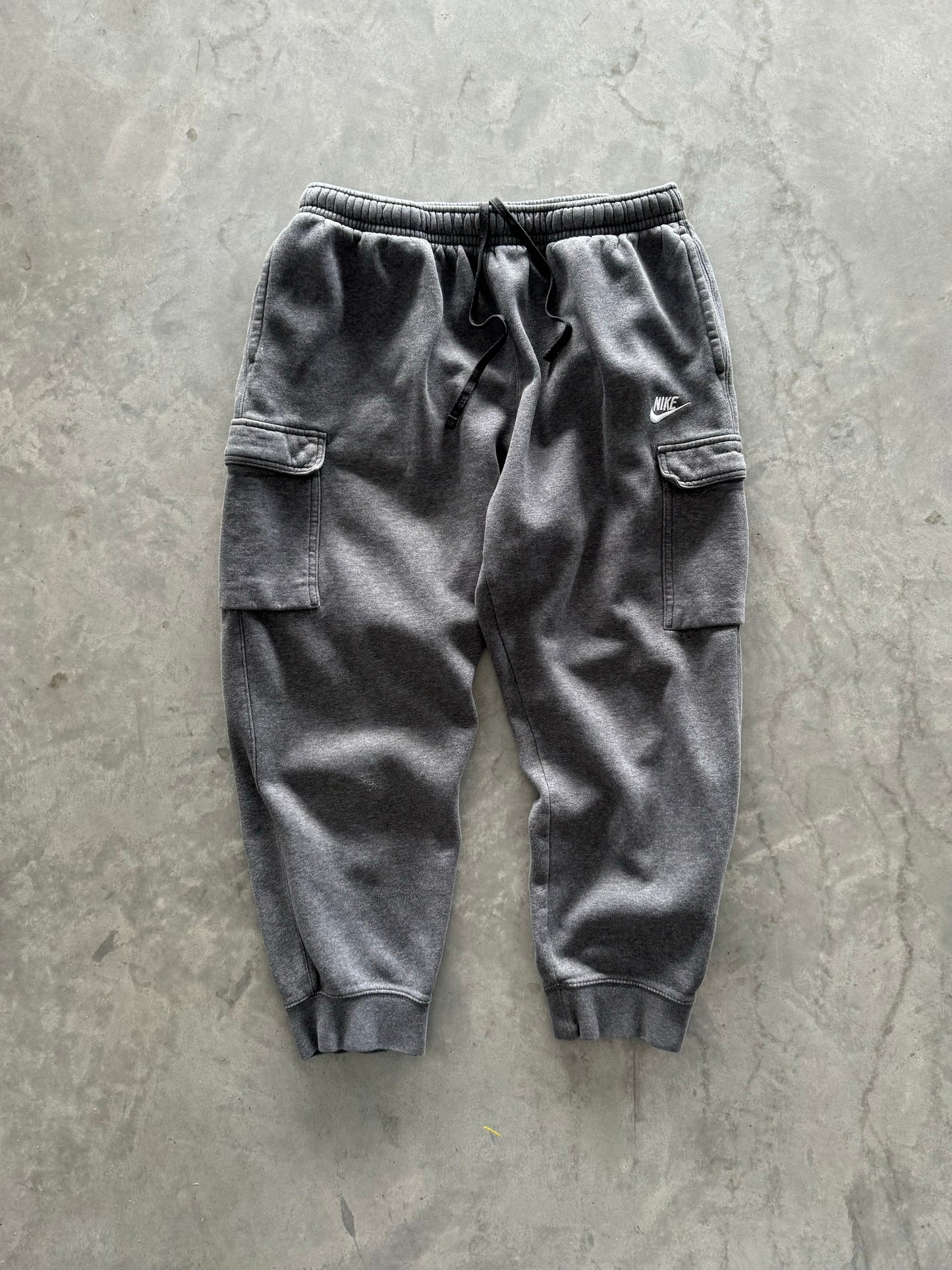 Nike Cargo Sweatpants - XL