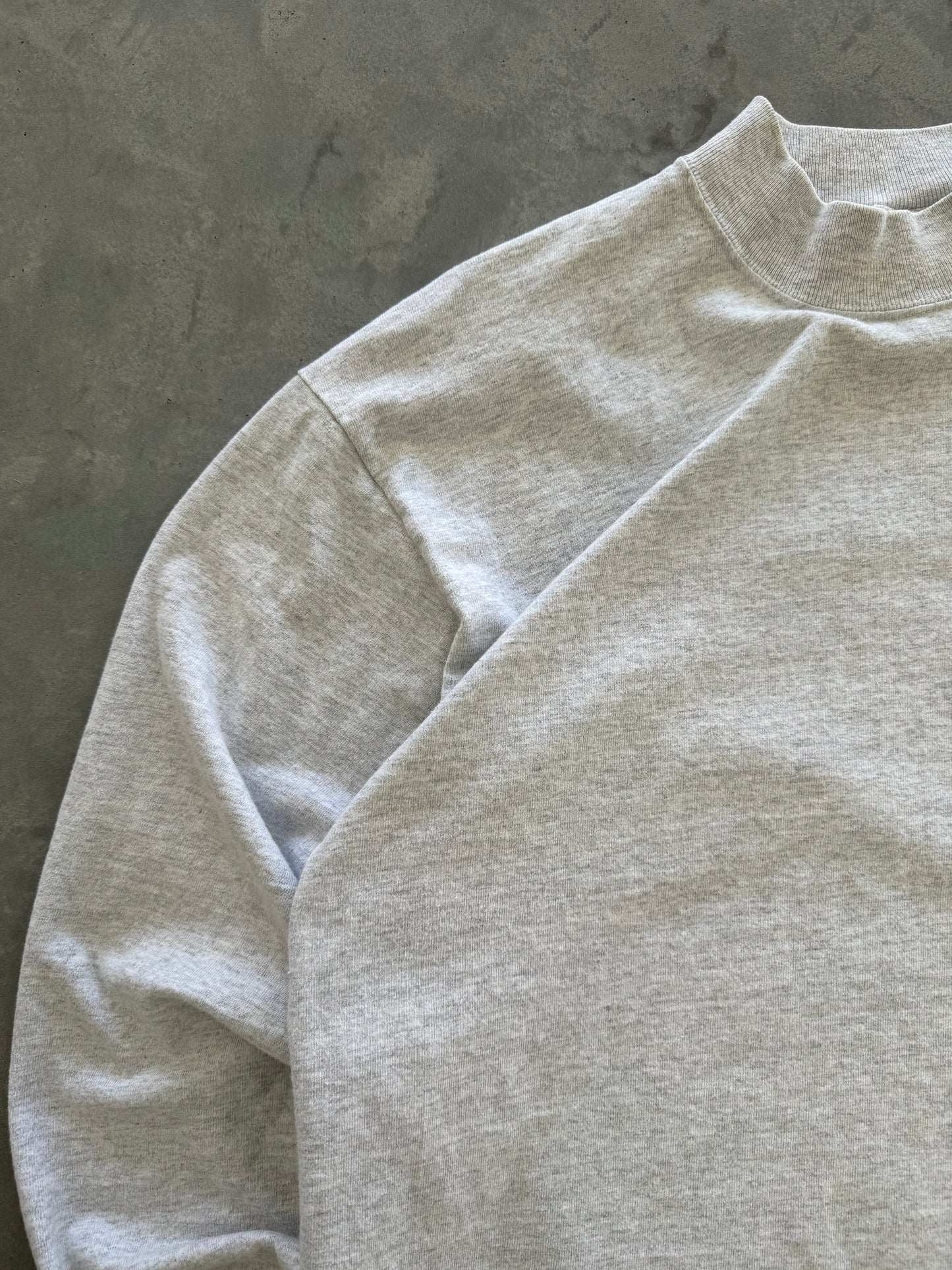 Vintage Grey Mockneck Longsleeve - XL
