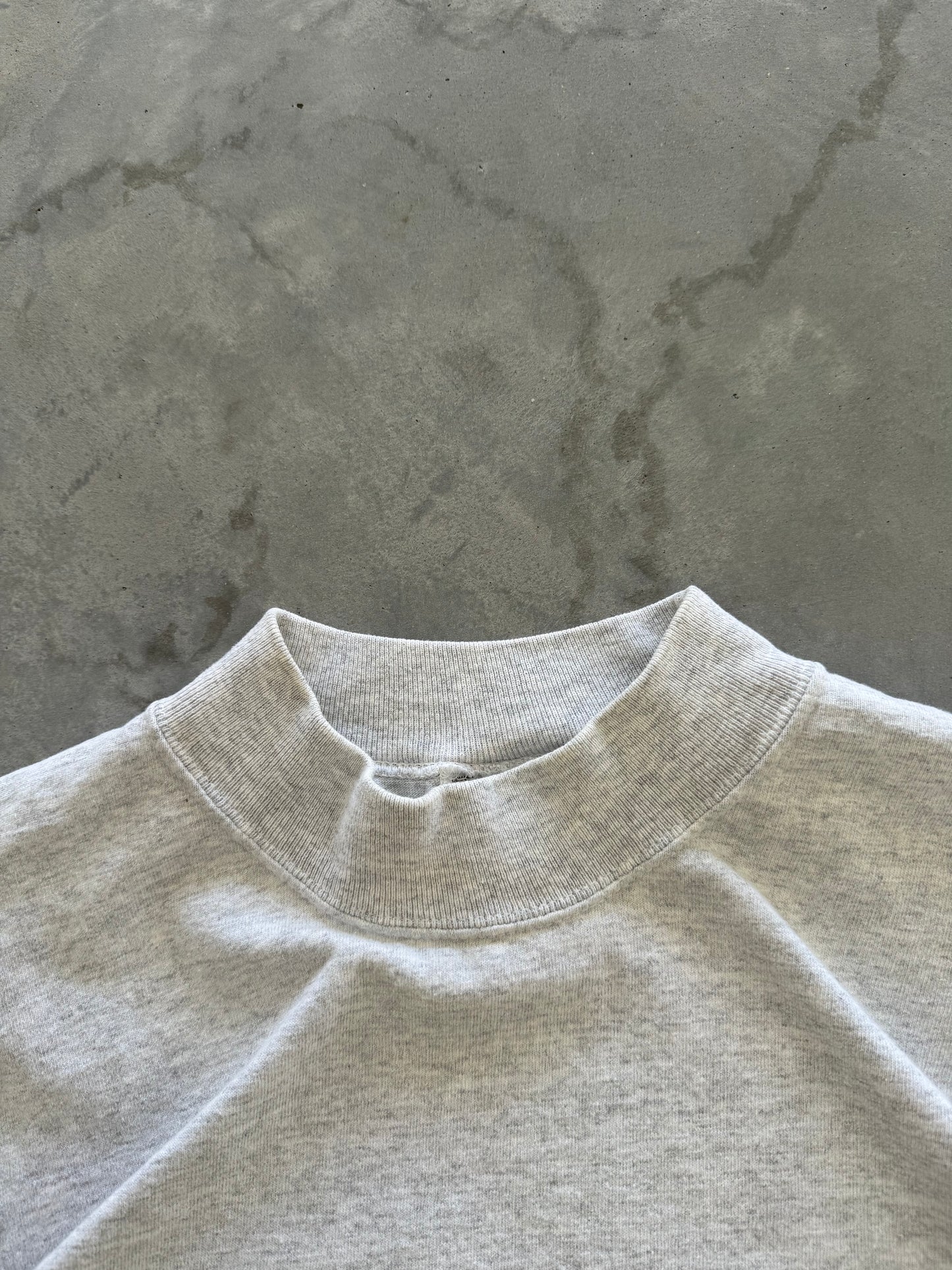 Vintage Grey Mockneck Longsleeve - XL