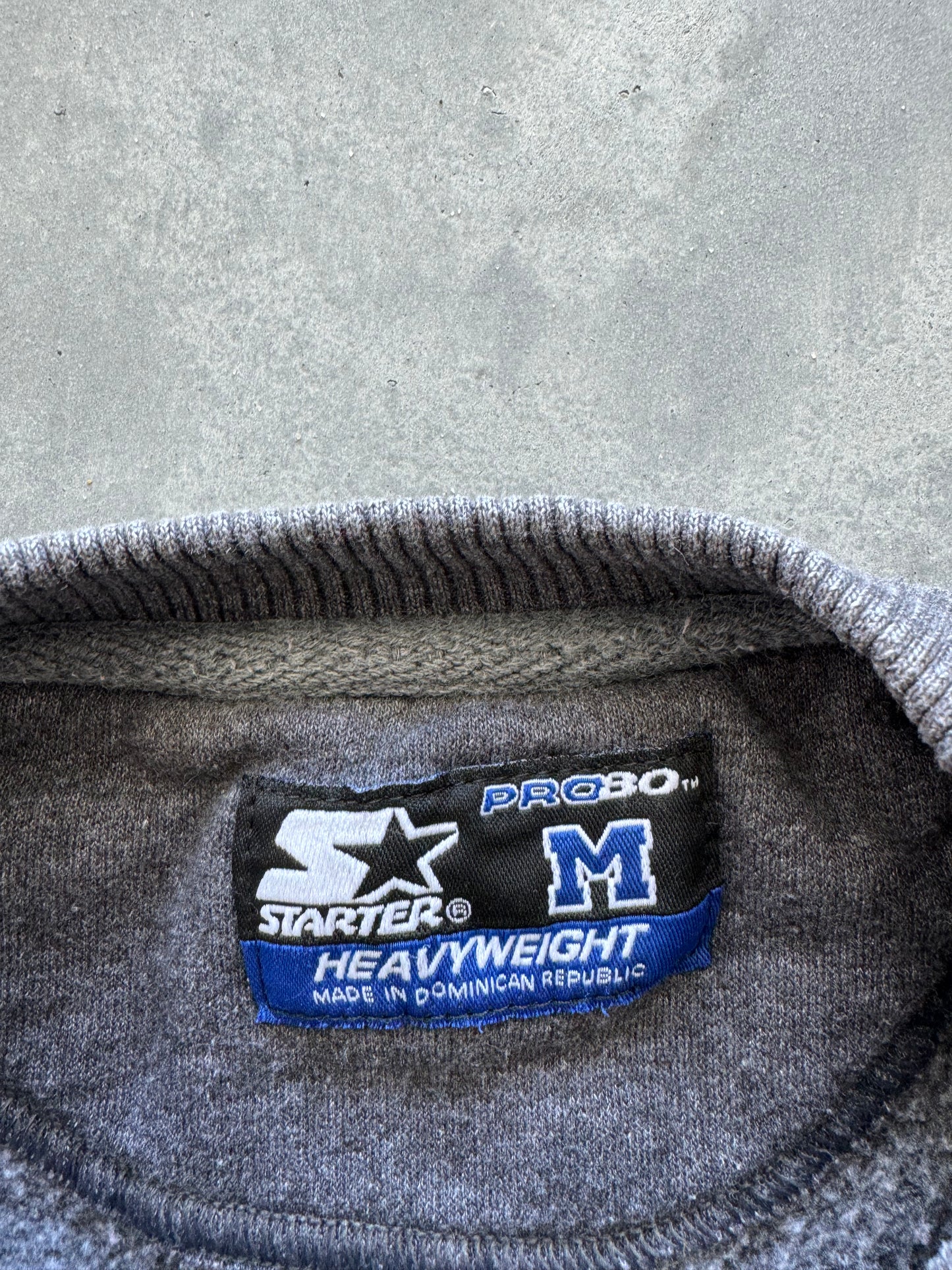 Vintage 90s Starter Sweatshirt - M