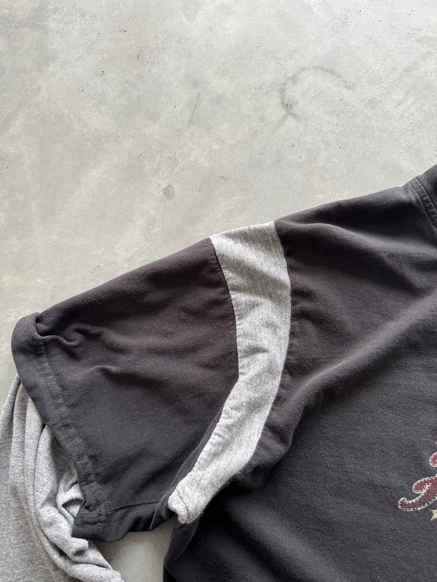 Vintage Longsleeve Tee - M