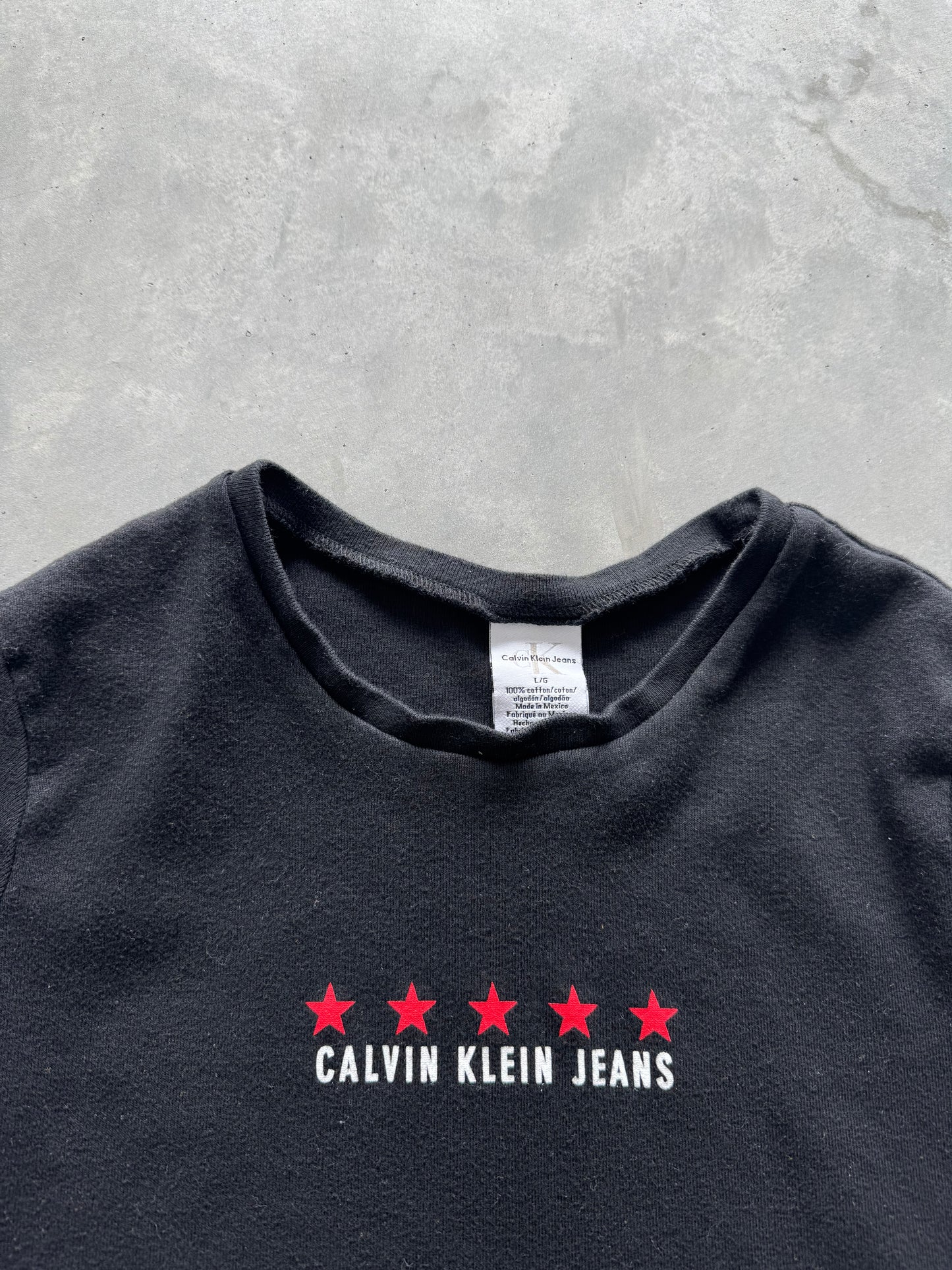 Vintage 90s Calvin Klein Women’s Tee - L