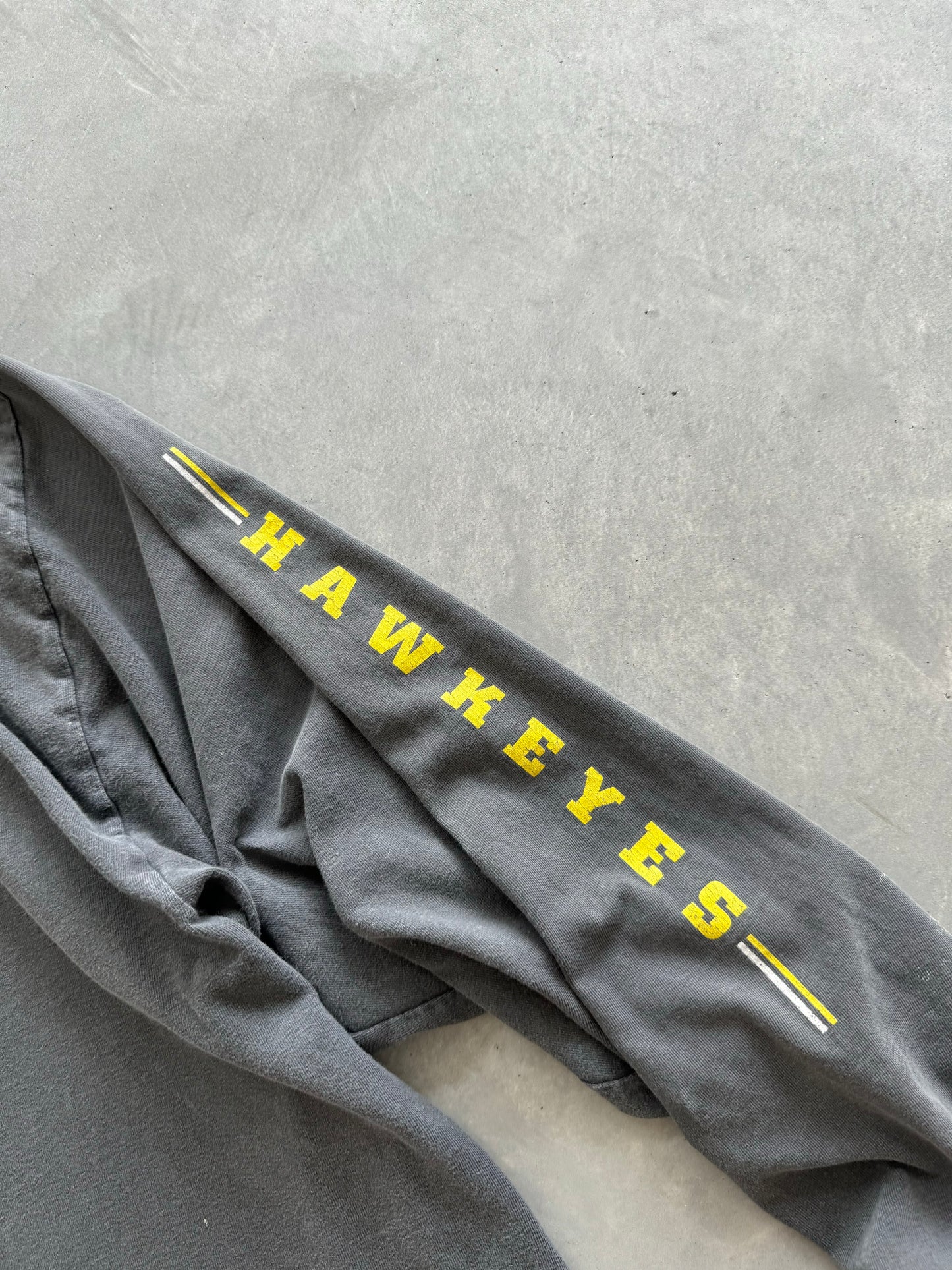Vintage Iowa Hawkeyes Longsleeve Tee - XXL