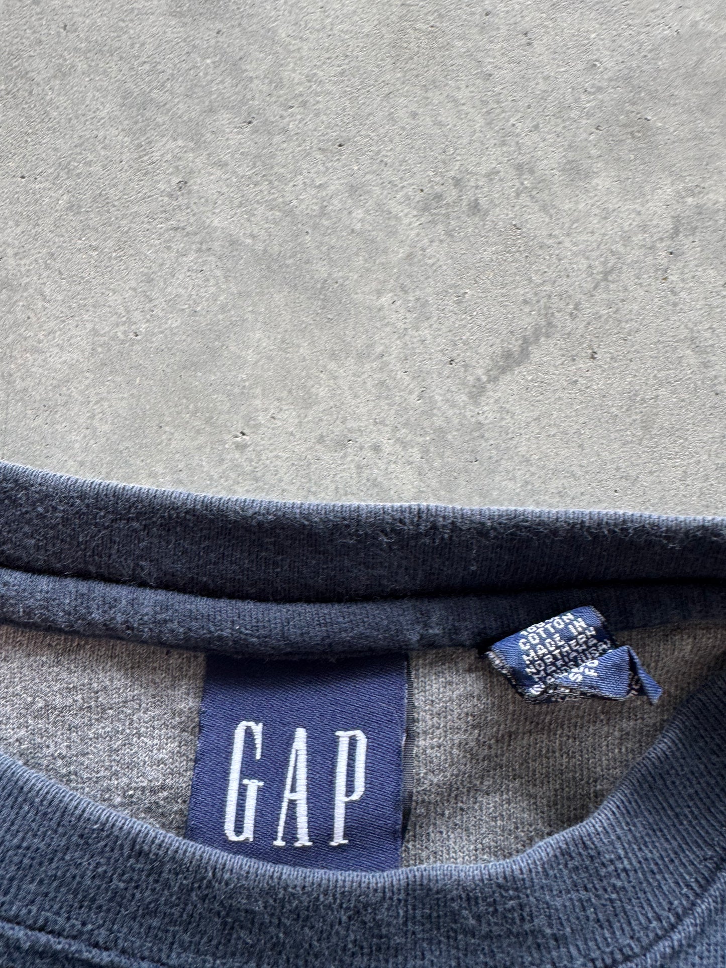 Vintage Gap Longsleeve Tee - L