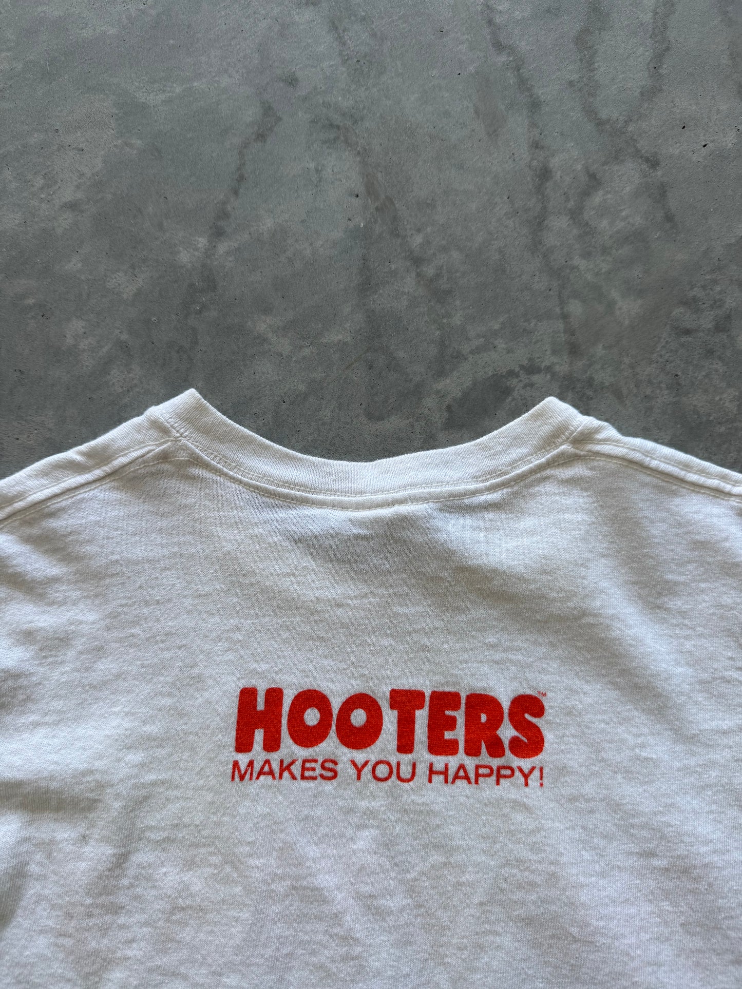 Hooters Tee - S