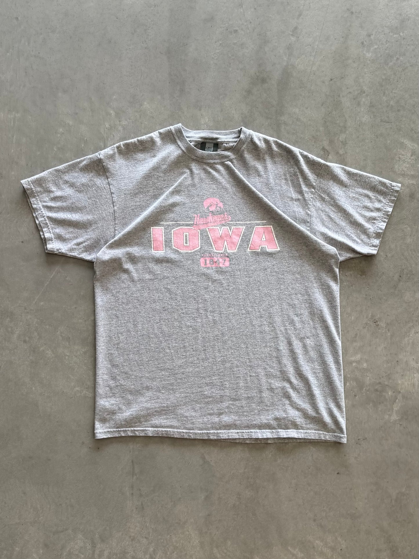 Vintage Iowa Hawkeyes Tee - XL